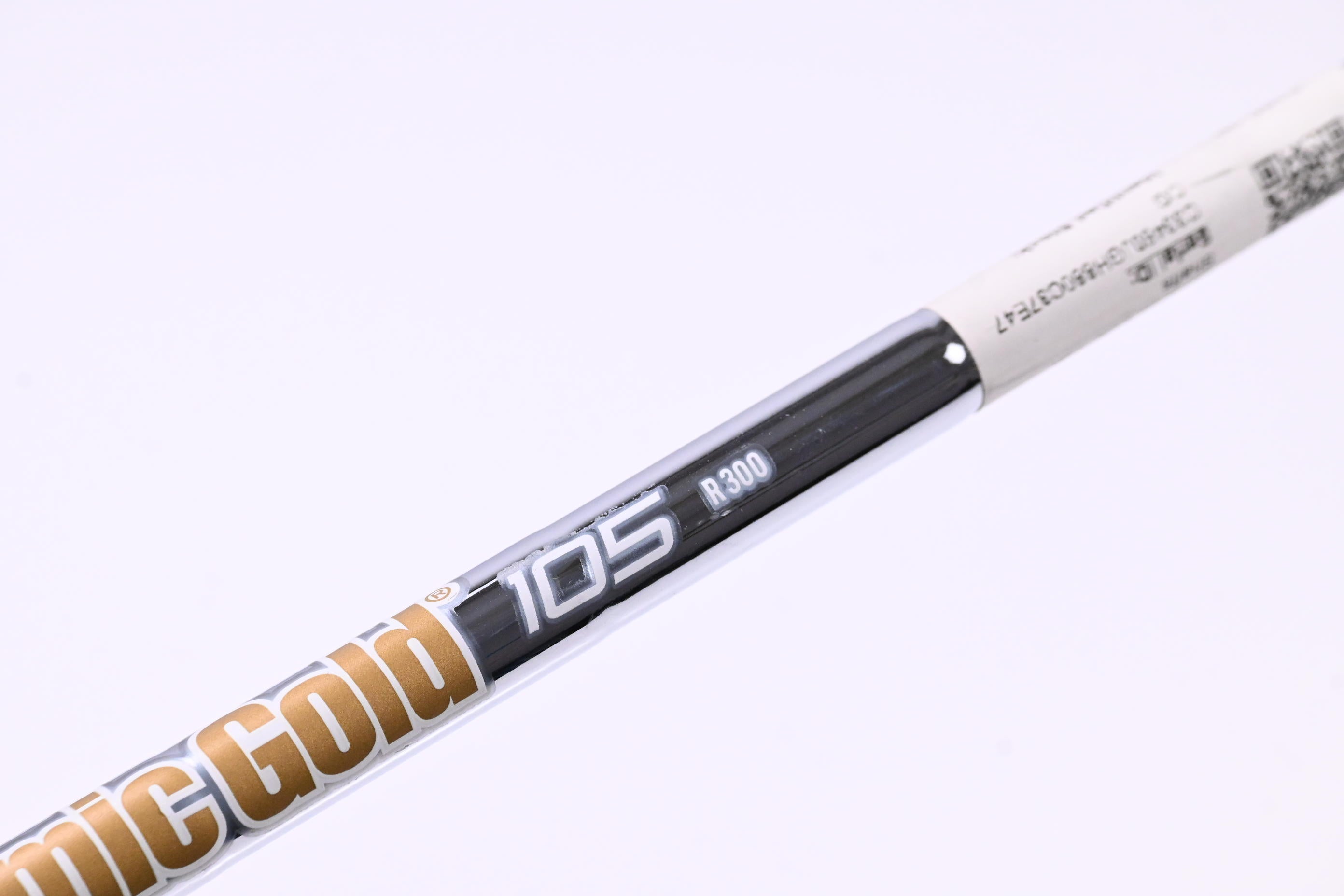 True Temper Dynamic Gold 105 R300 Iron Shafts / Regular Flex / .355" Tip / Uncut