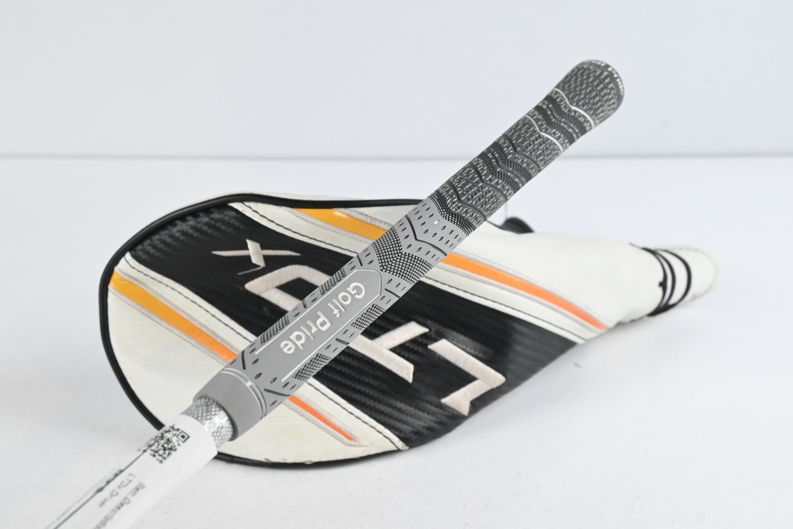 Cobra LTDx Driver / 9 Degree / Stiff Flex Tensei AV White 65 Shaft