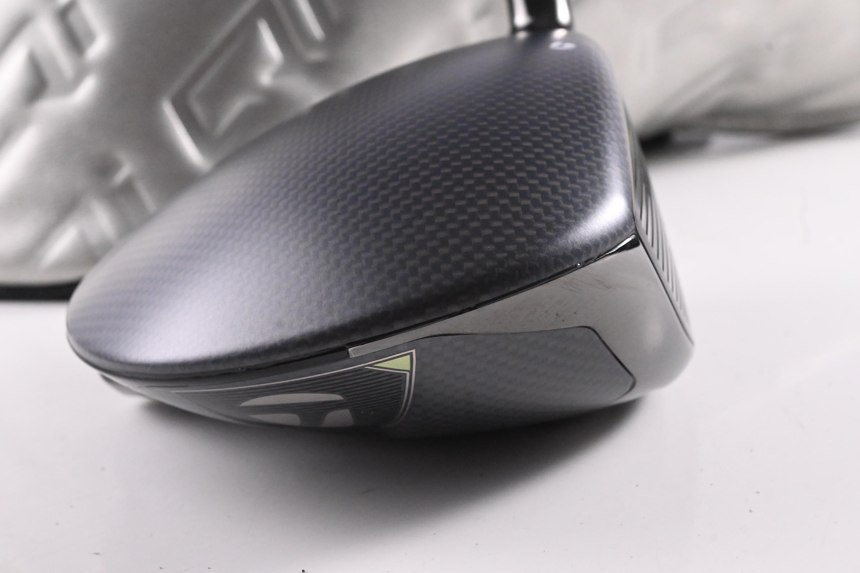 Taylormade Qi35 Driver / 9 Degree / Stiff Flex Fujikura Air Speeder 50 Shaft