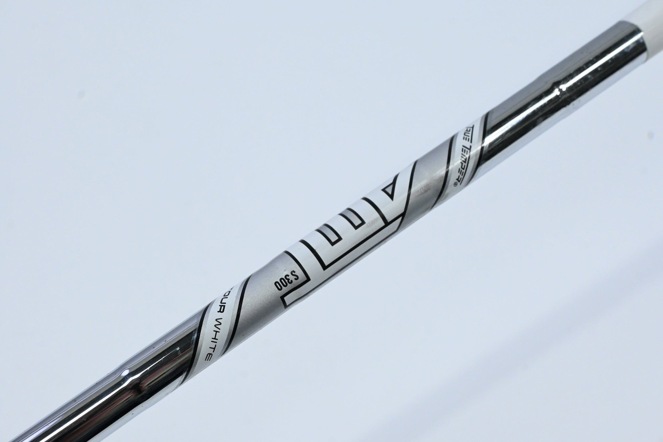 Titleist T100 S 2019 #4 Iron / 22 Degree / Stiff Flex AMT Tour White S300 Shaft