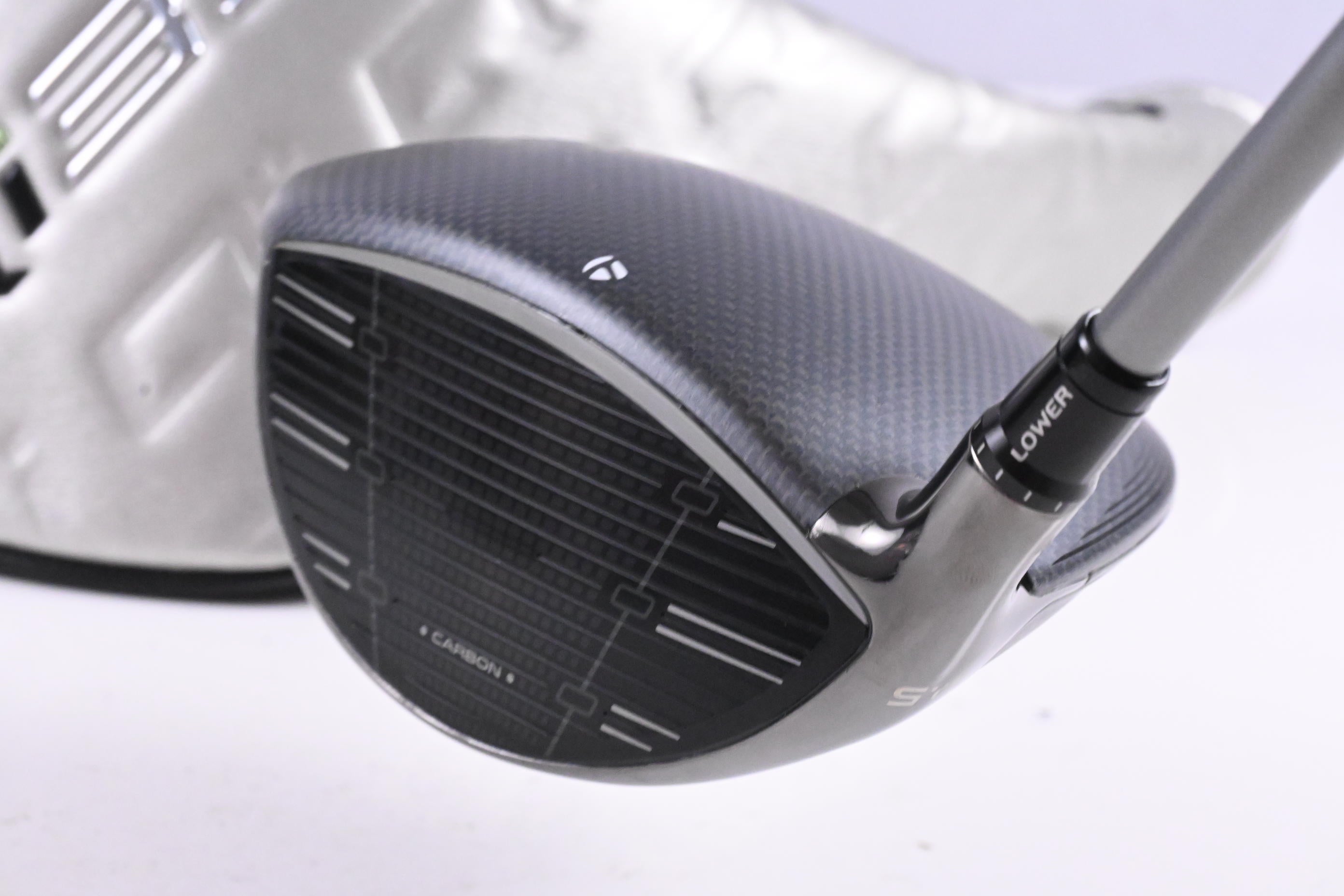 Taylormade Qi35 Max Lite Driver / 10.5 Degree / Regular Flex Vanquish 4