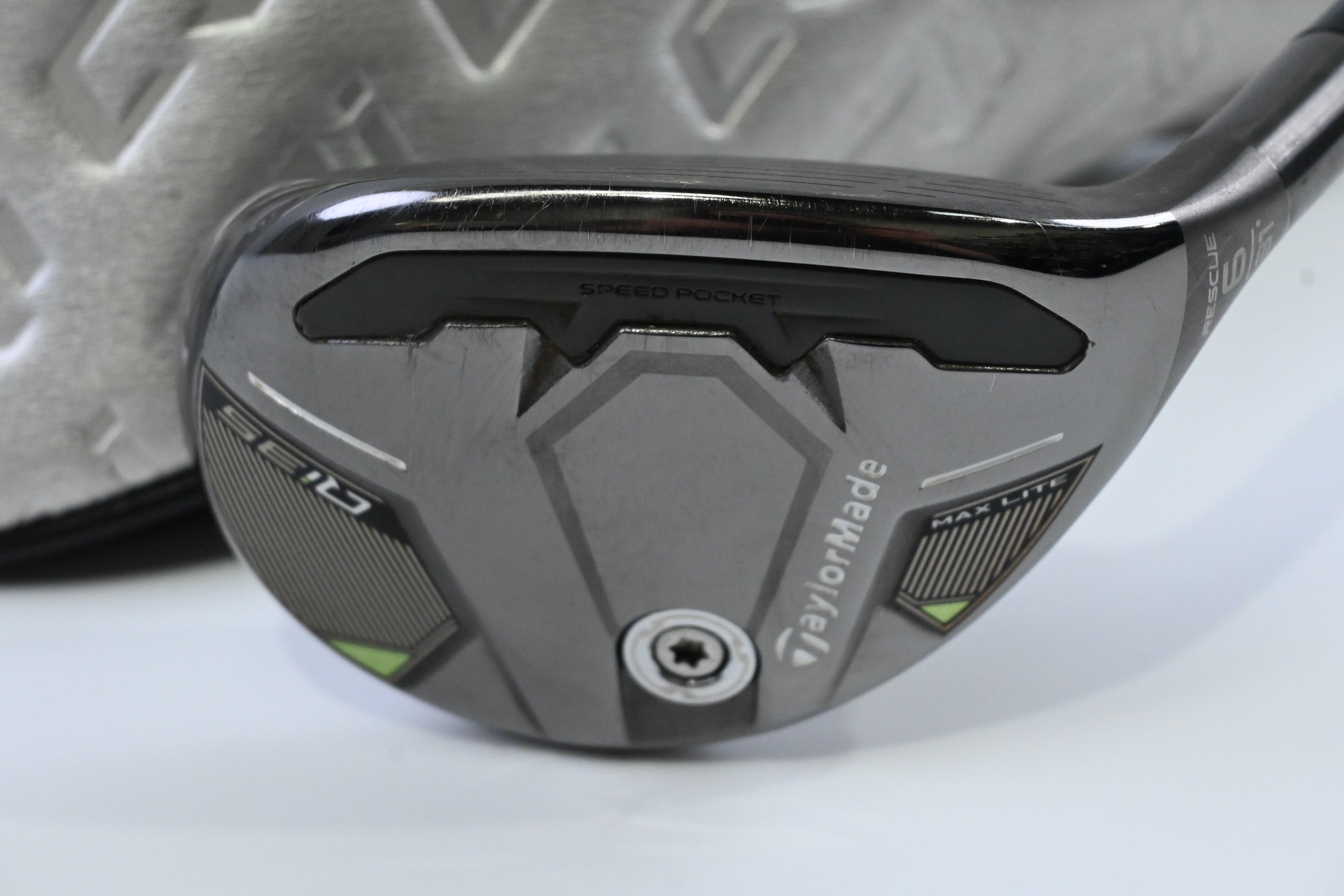 Taylormade Qi35 Max Lite #6 Hybrid / 31 Degree / Senior Flex Vanquish 5 Shaft