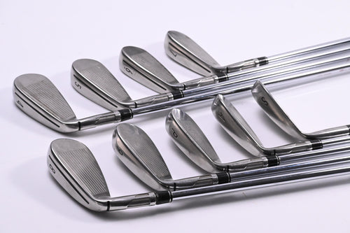 Taylormade Stealth Irons / 4-PW+SW / X-Flex N.S.Pro Modus 3 Shafts