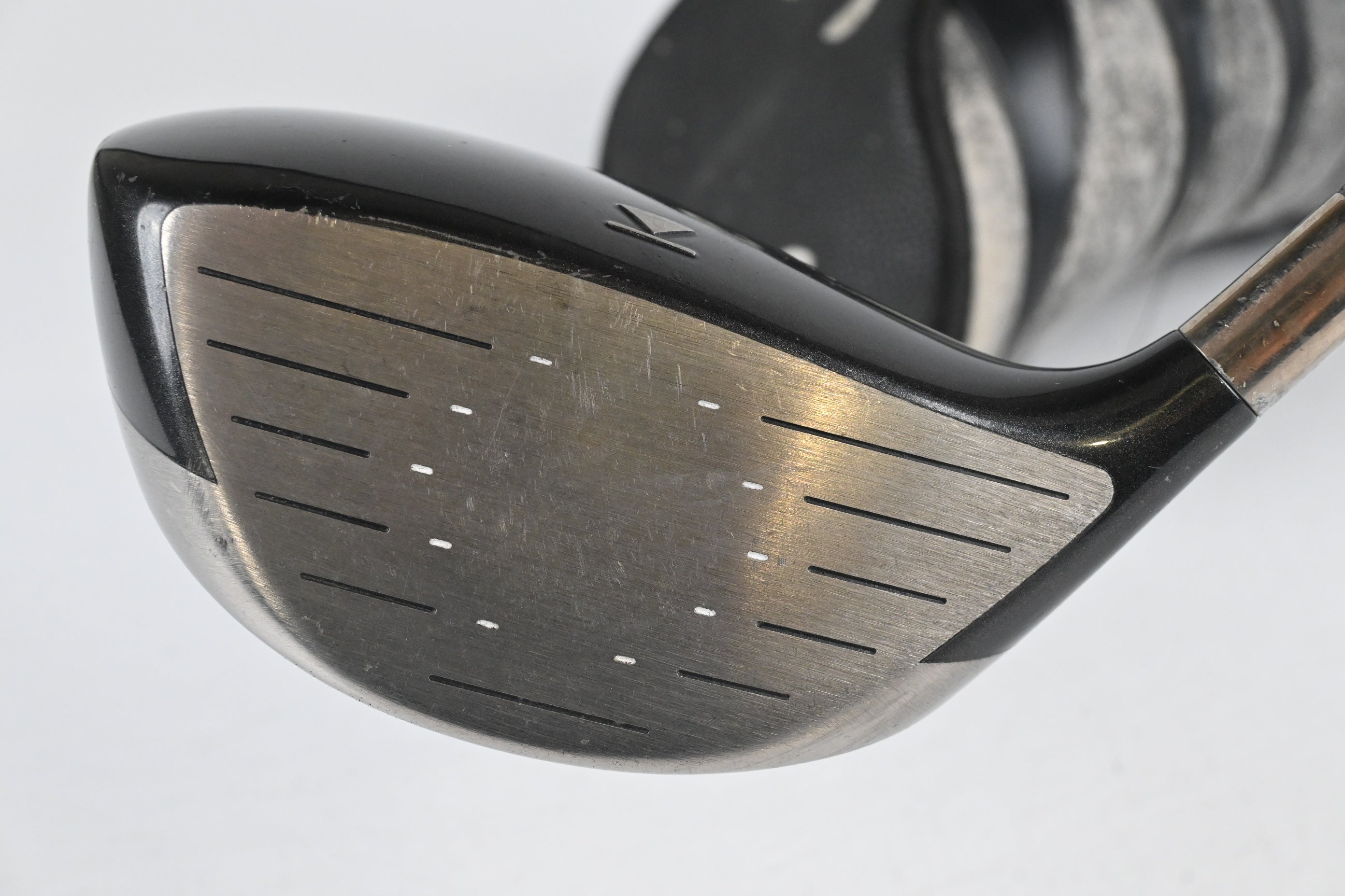 Titleist 905 T Driver / 10.5 Degree / Regular Flex Aldila NV Green 65 Shaft