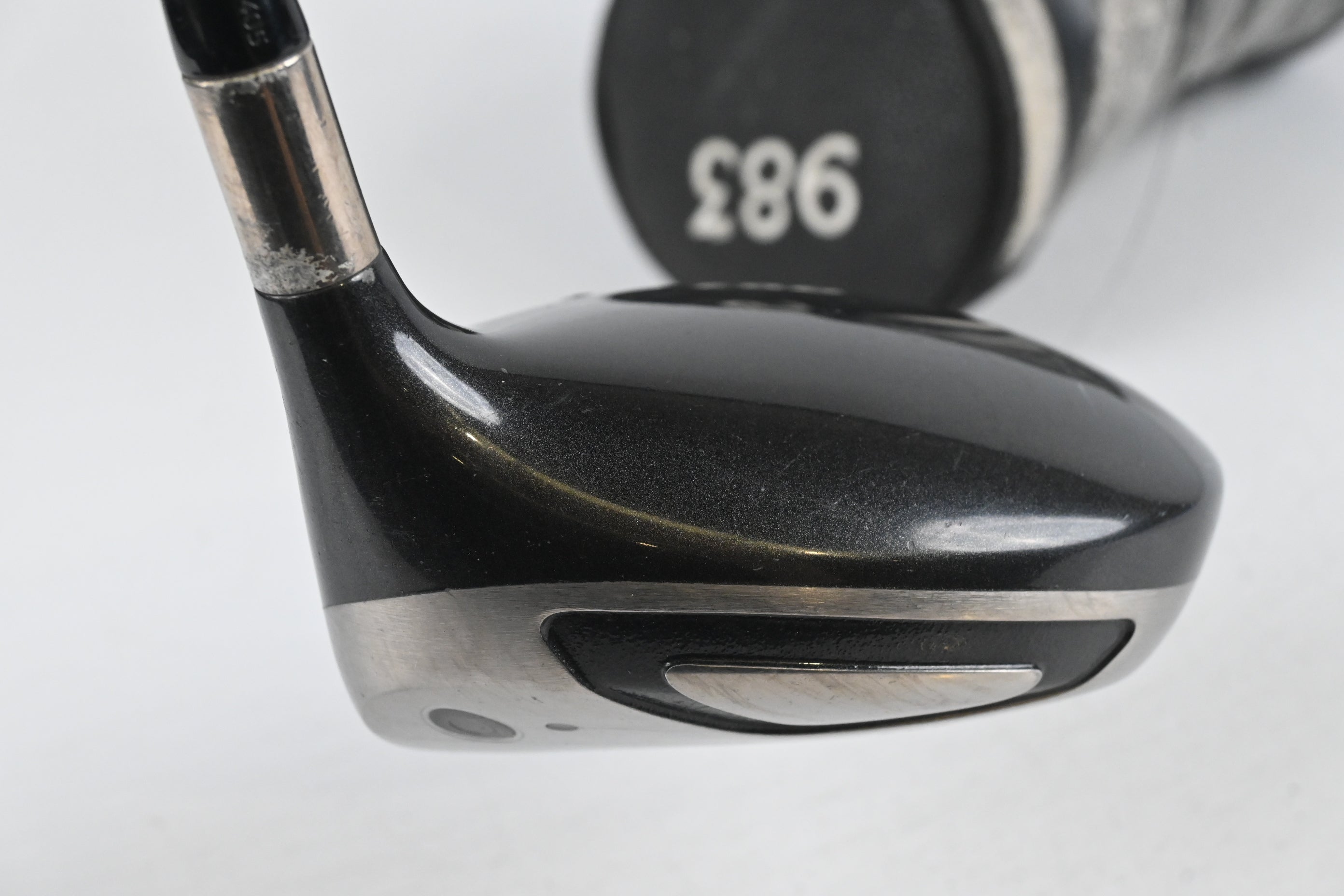 Titleist 905 T Driver / 10.5 Degree / Regular Flex Aldila NV Green 65 Shaft