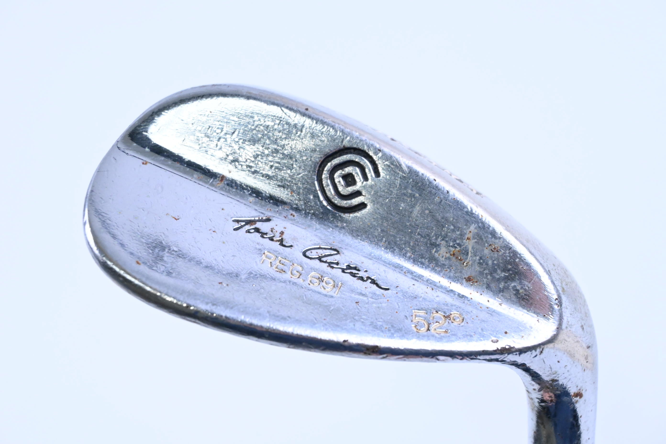 Cleveland 588 Tour Action Gap Wedge / 52 Degree / Wedge Flex Steel Shaft