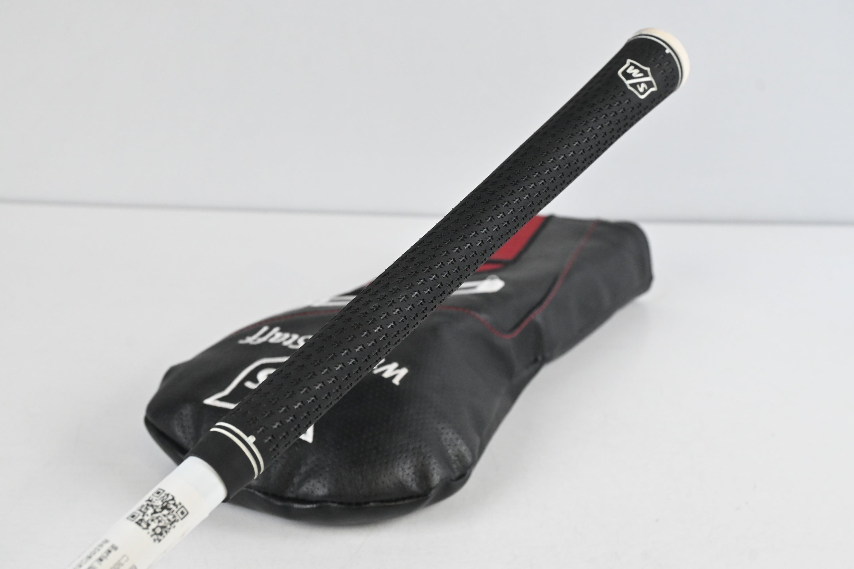 Wilson Staff C300 Driver / 12 Degree / Regular Flex Fujikura Pro 58 Shaft