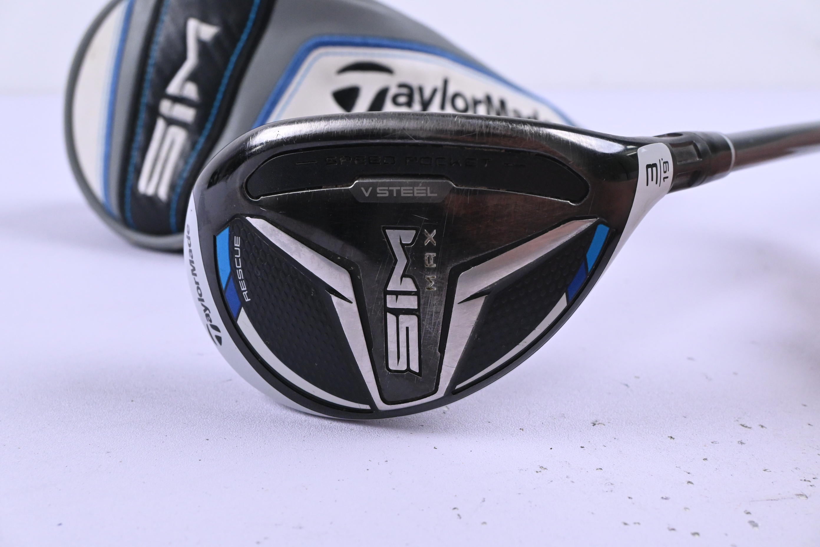 Taylormade SIM Max #3 Hybrid / 19 Degree / Senior Flex Hiskei Carbon Light Shaft