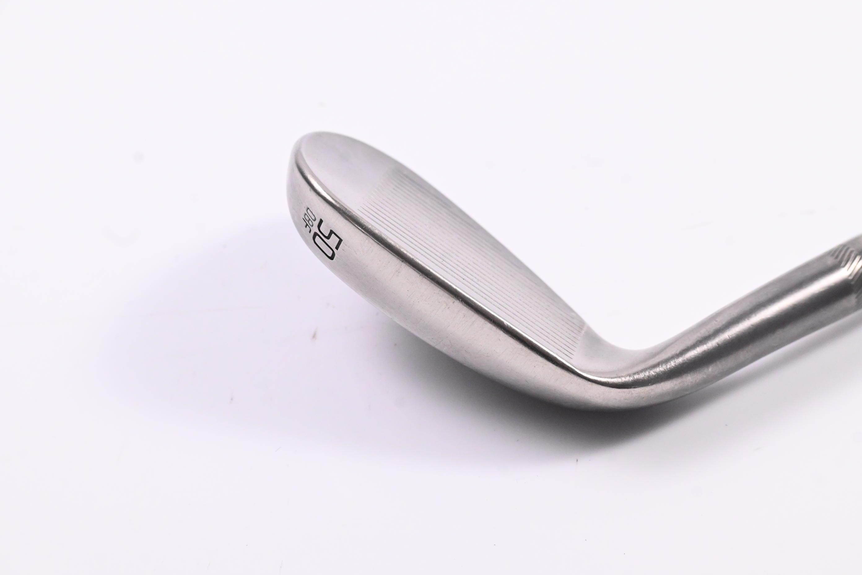 Titleist Vokey SM10 Gap Wedge / 50 Degree / X-Fex Fujikura Axiom Velocore 125