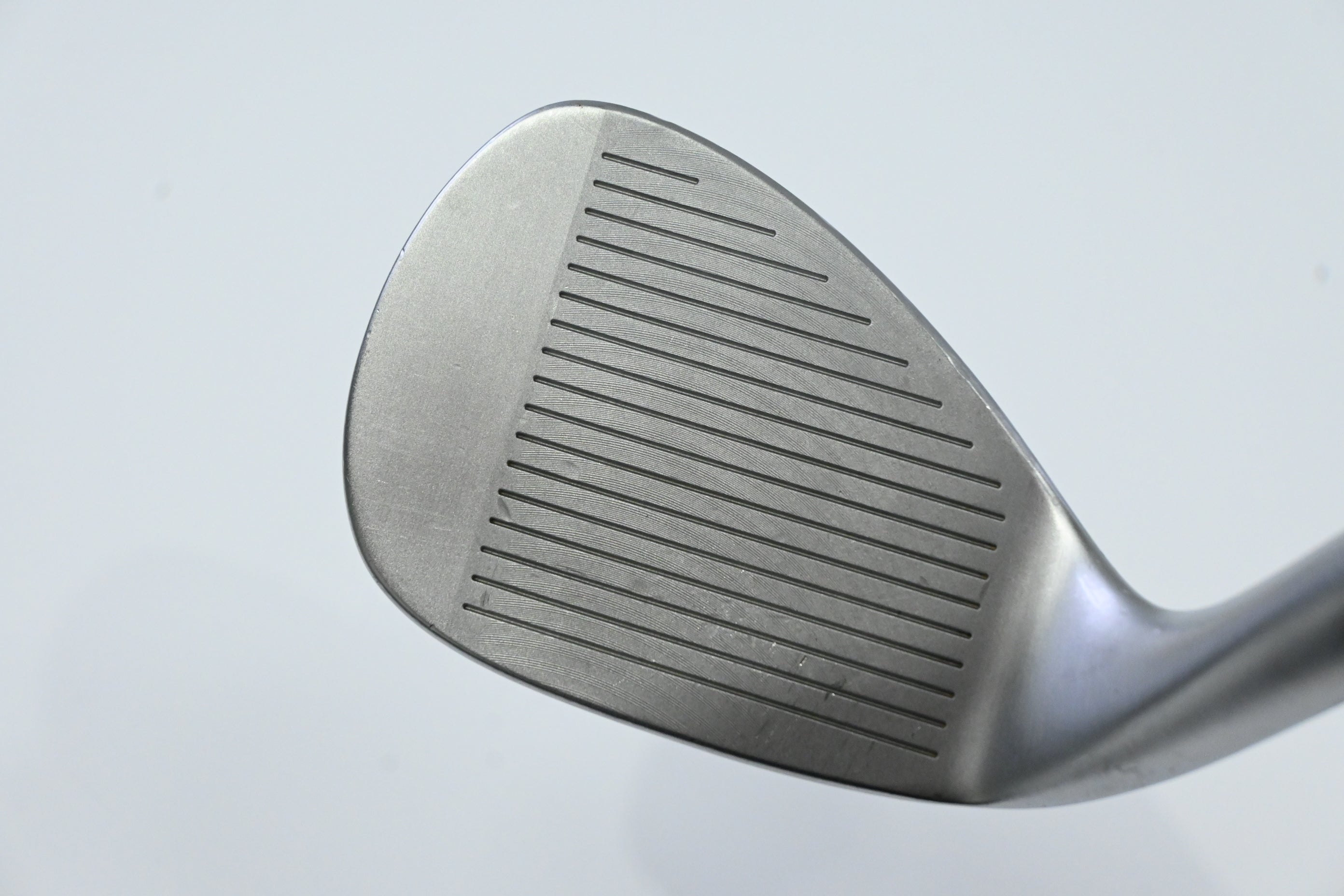Cobra Snakebite 2023 Sand Wedge / 54 Degree / Stiff Flex KBS Hi-Rev 2.0 125