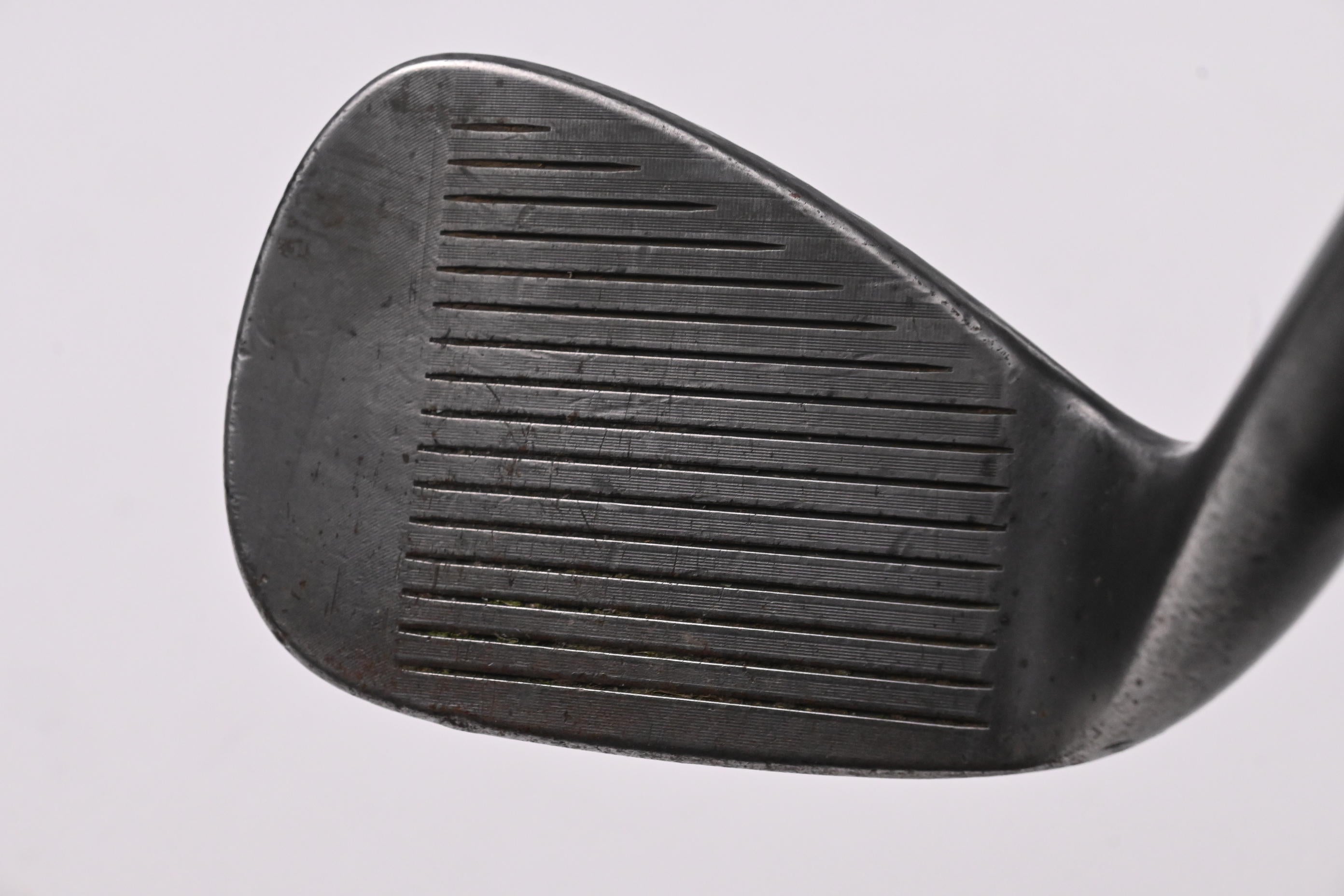 Titleist Vokey SM7 Pitching Wedge / 46 Degree / X-Flex Project X Steel Shaft
