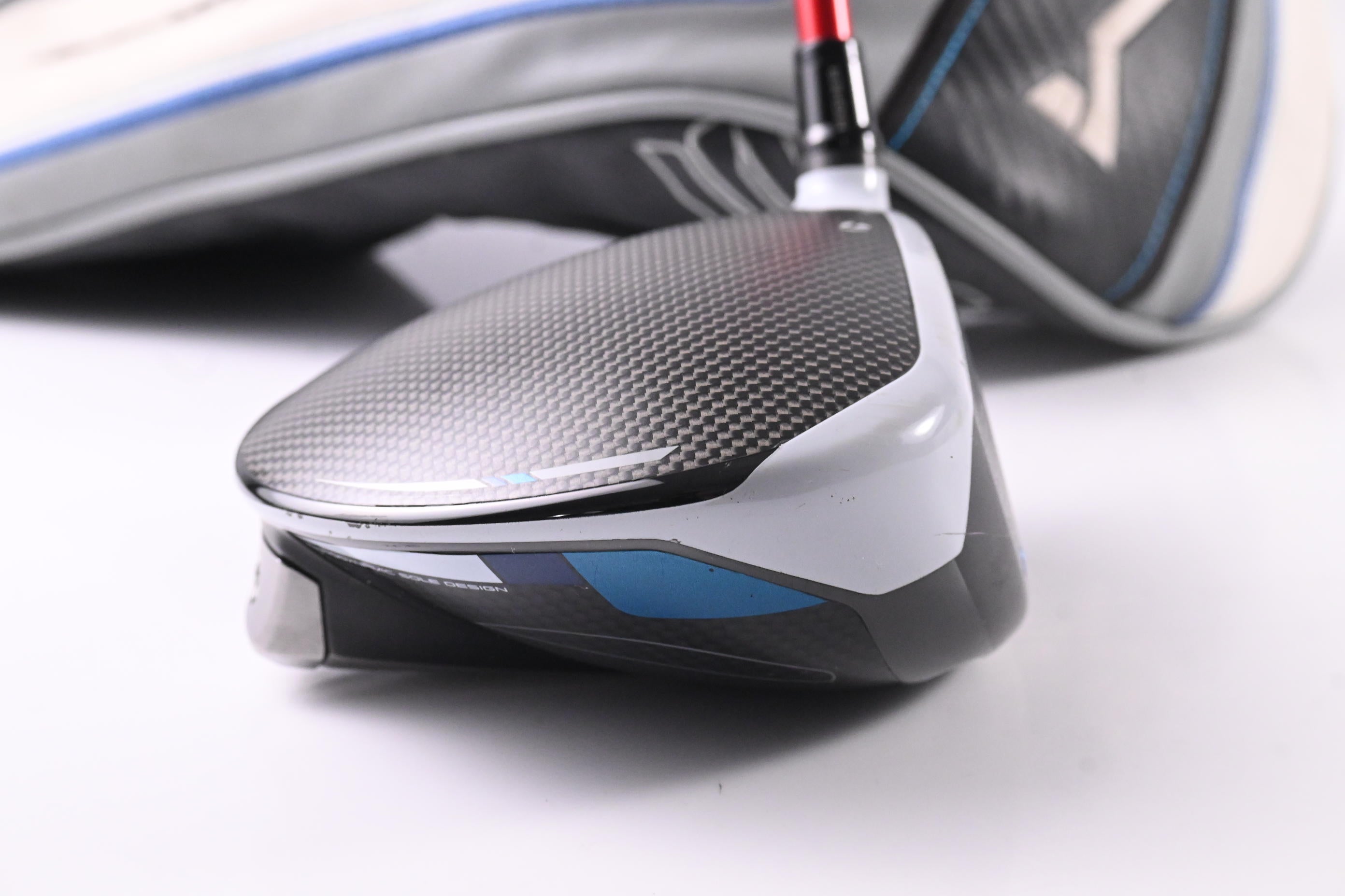 Taylormade SIM Max Driver / 10.5 Degree / Regular Flex Fujikura Ventus Red 5