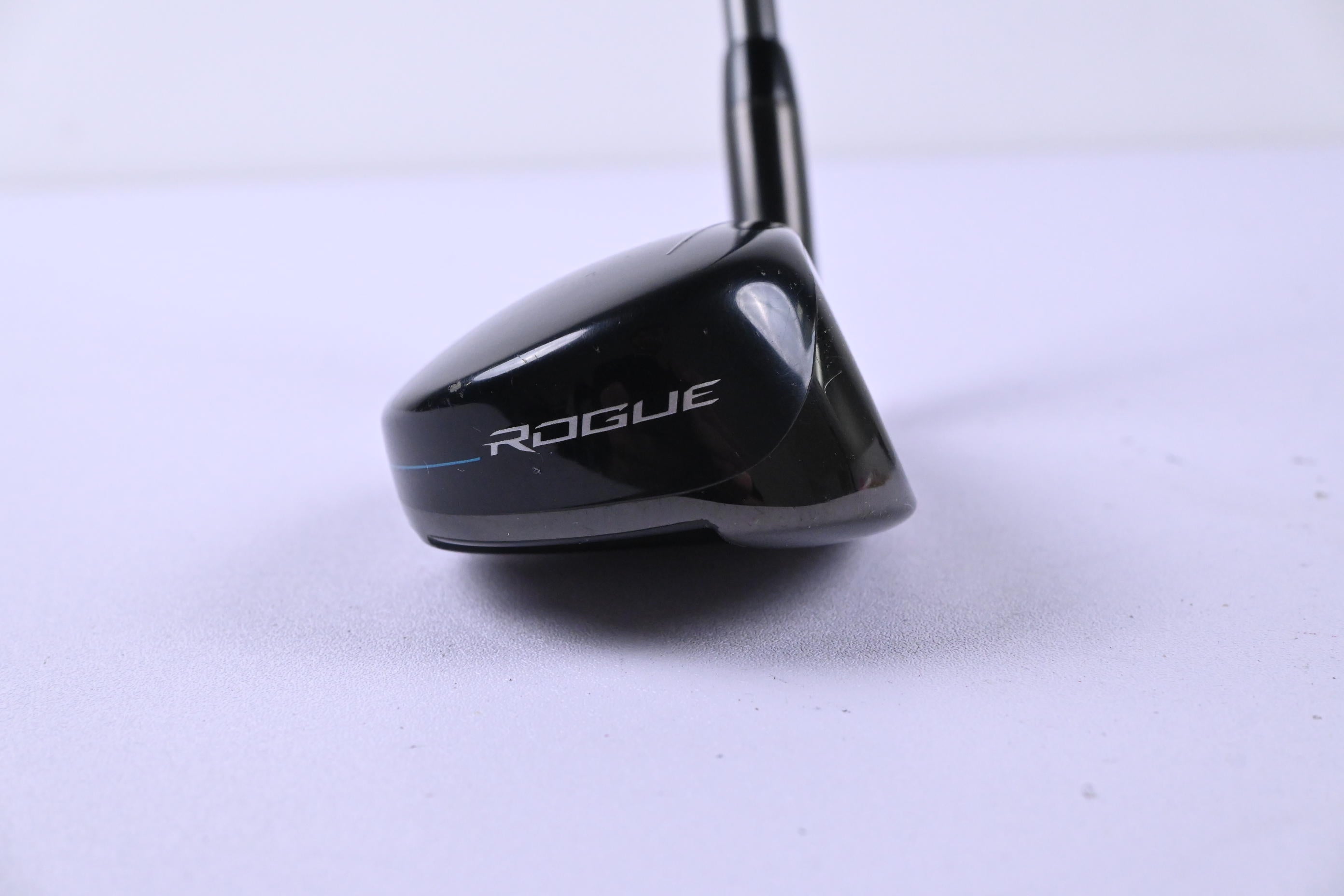 Callaway Rogue #4 Hybrid / 21 Degree / Regular Flex Aldila Synergy Blue 50 Shaft