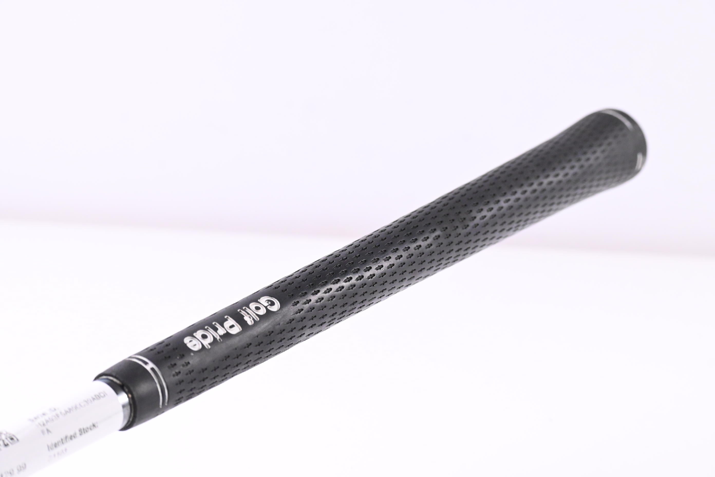 Taylormade R1 Driver / 10 Degree / Stiff Flex Diamana Kai'li 60 Flower Band Shaft