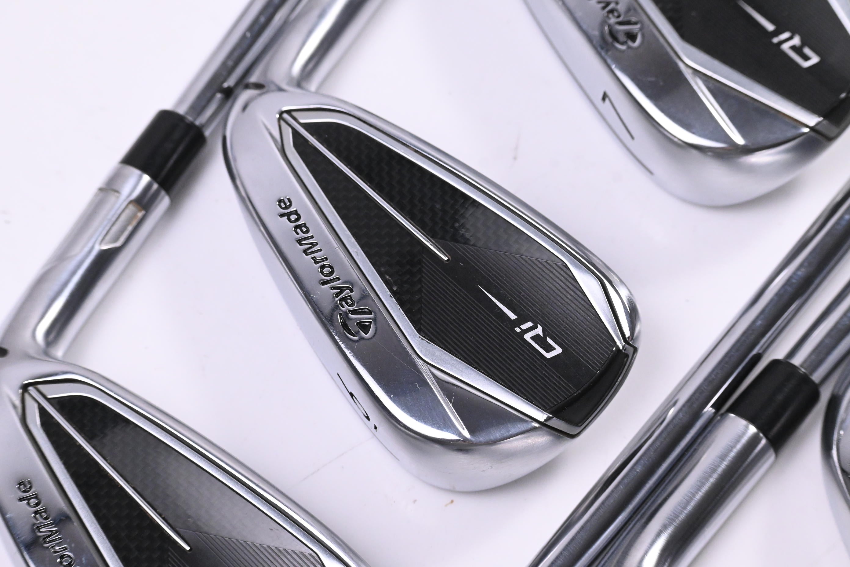 Taylormade Qi Irons / 5-PW+SW / Regular Flex KBS MAX MT 85 Shafts