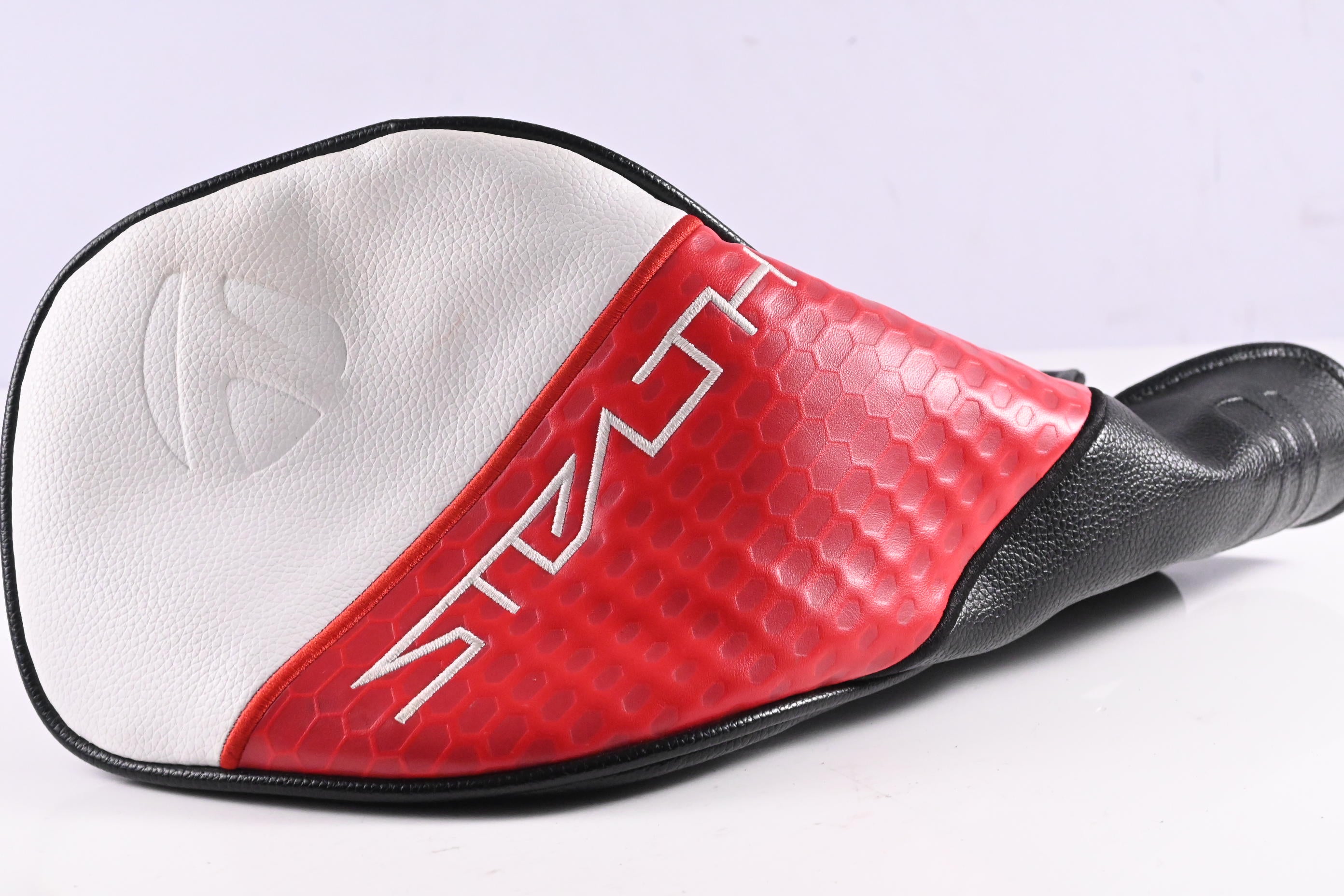 Taylormade Stealth 2 Driver / 10.5 Degree / Stiff Flex Kai'Li Blue 70 Shaft
