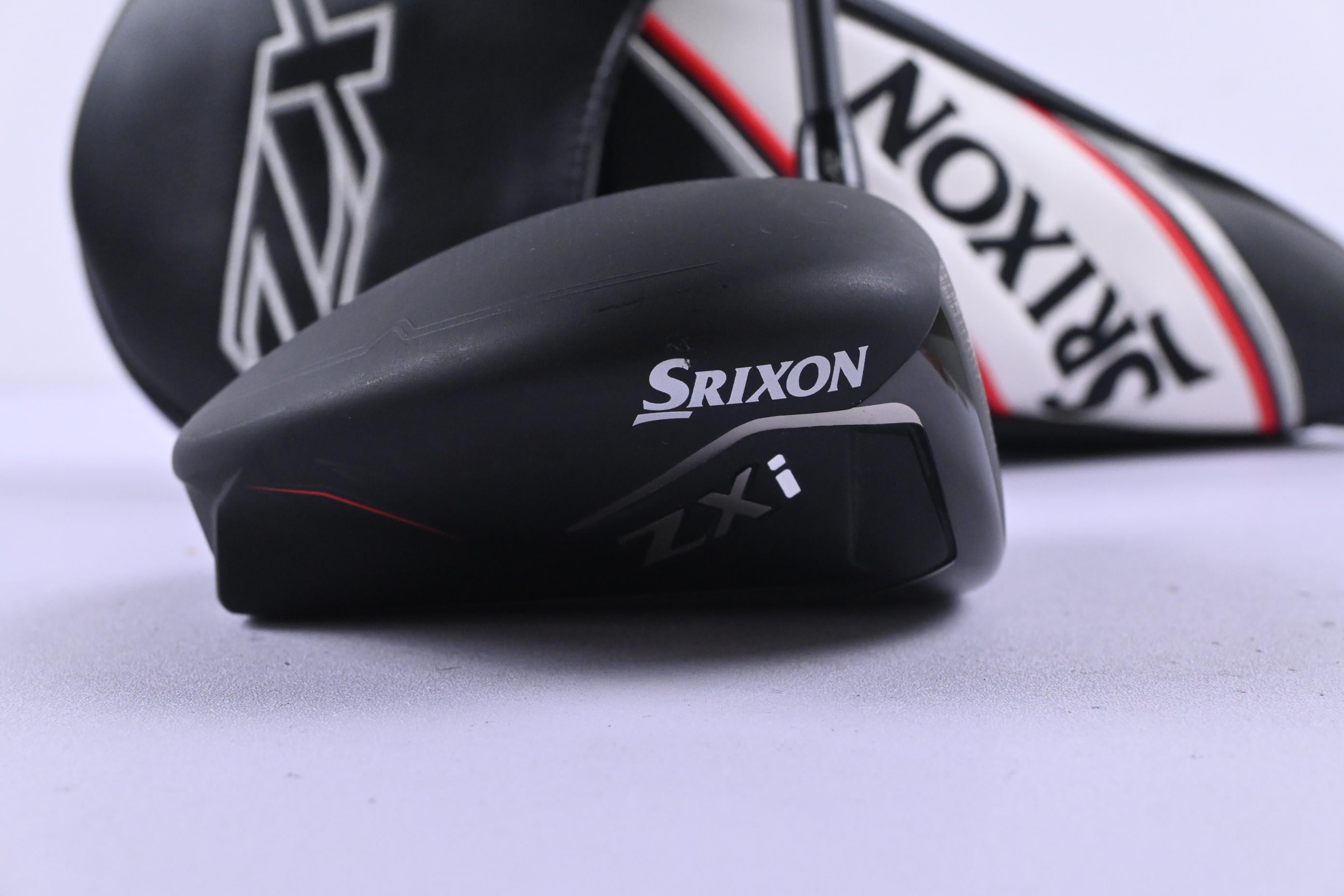 Srixon ZXi Max Driver / 10.5 Degree / Stiff Flex HZRDUS Gen5 Black 60 Shaft