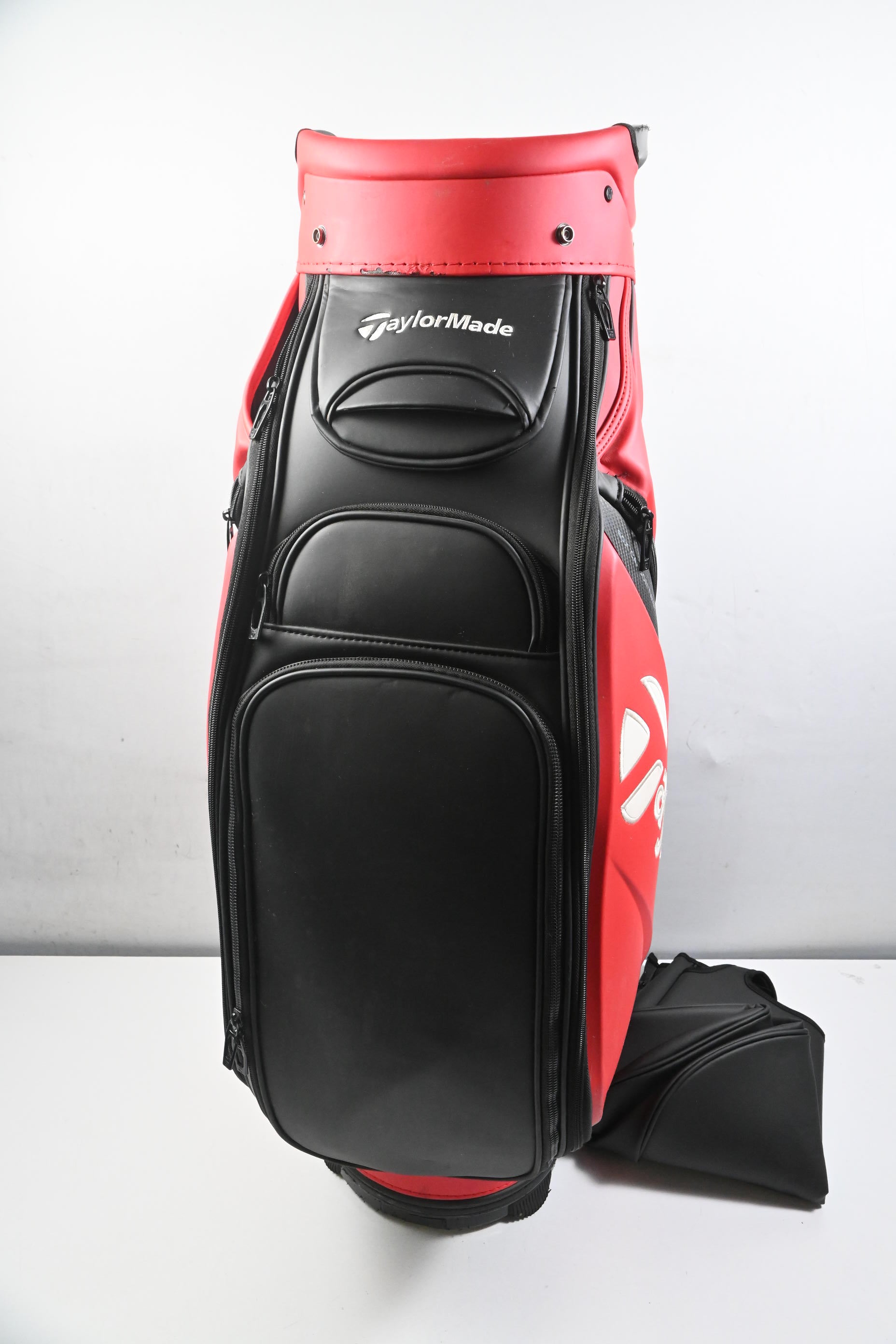 Taylormade Stealth Tour Bag / 6-Way Divider / Red, Black