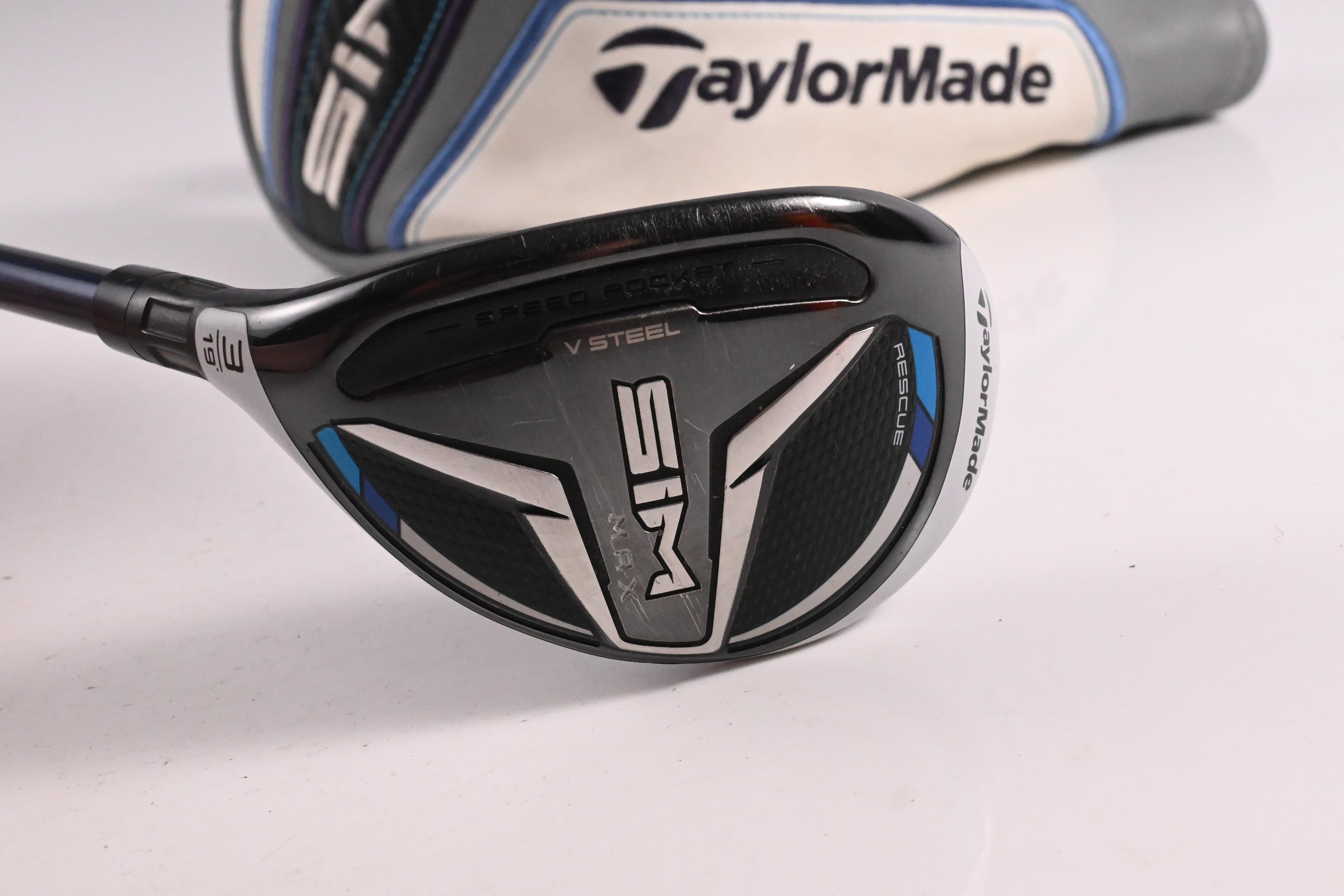 Left Hand Taylormade SIM Max #3 Hybrid / 19 Degree / Regular Flex Ventus Blue 6