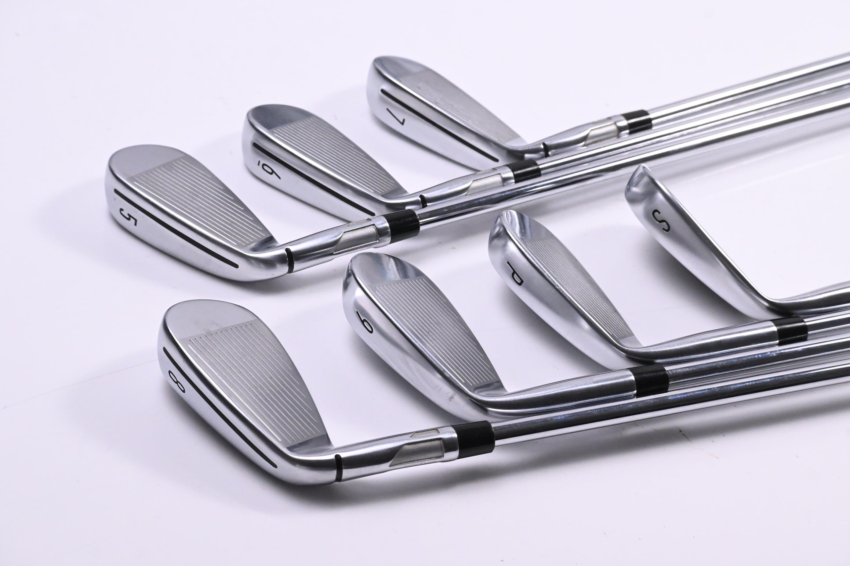 Taylormade Qi Irons / 5-PW+SW / Regular Flex KBS MAX MT 85 Shafts