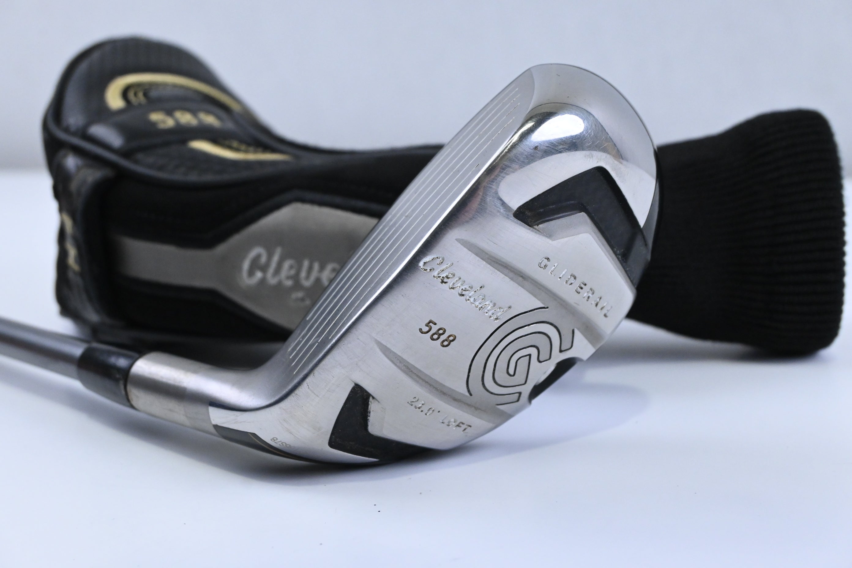 Left Hand Cleveland 588 Gliderail #4 Hybrid / 23 Degree / Senior Flex Diamana 74