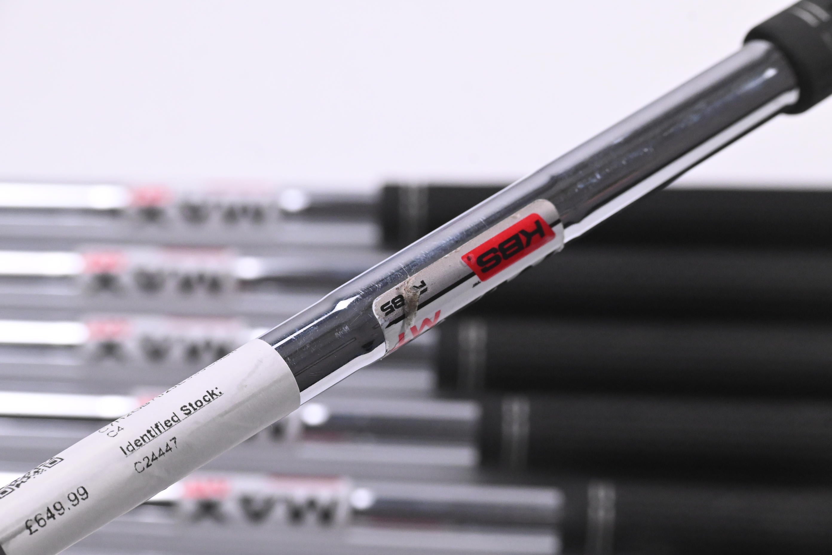 Taylormade Qi Irons / 5-PW+SW / Regular Flex KBS MAX MT 85 Shafts