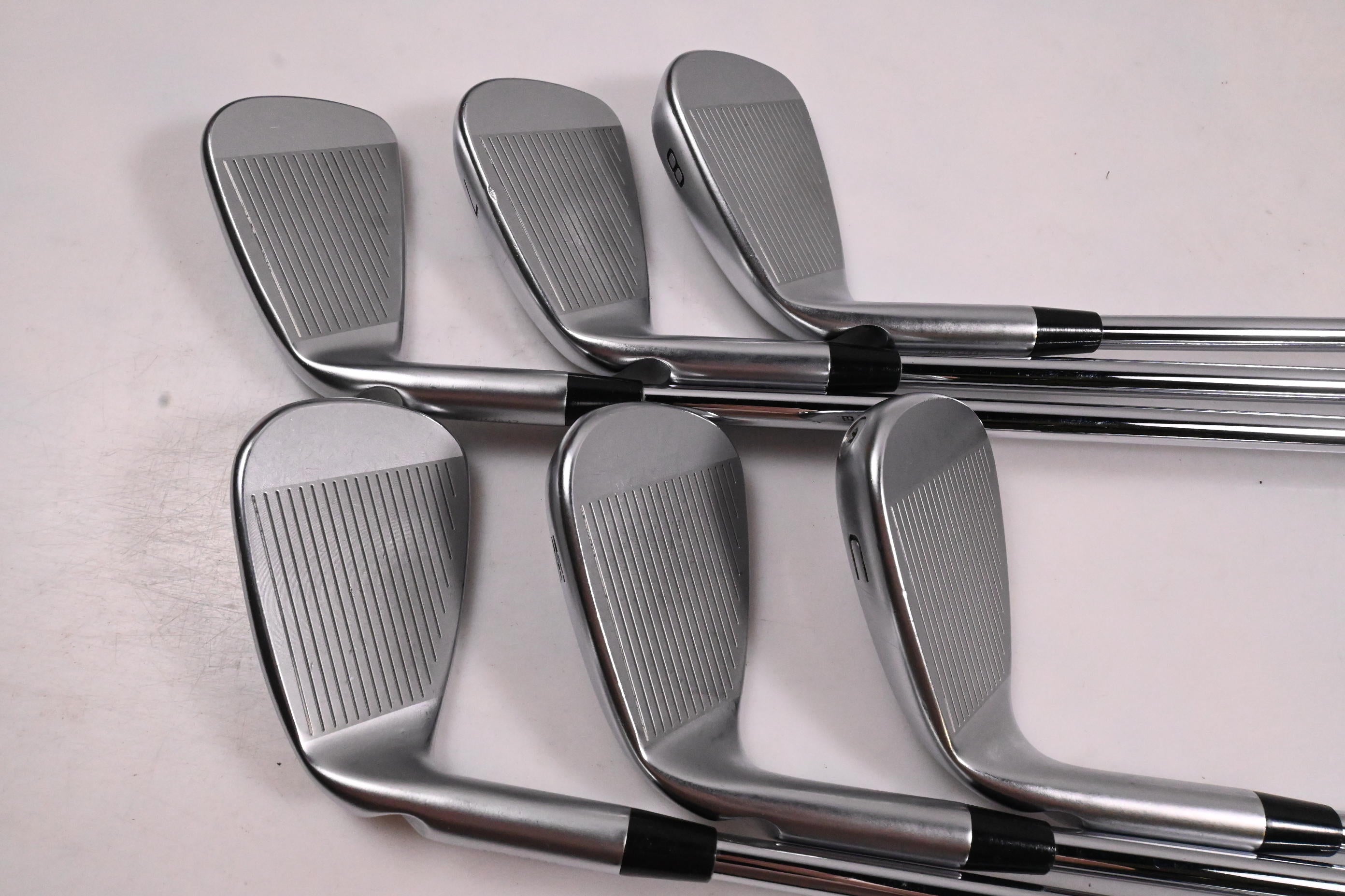 Ping i230 Irons / 6-PW+GW / Blue Dot / Regular Flex Ping AWT 2.0 Shafts