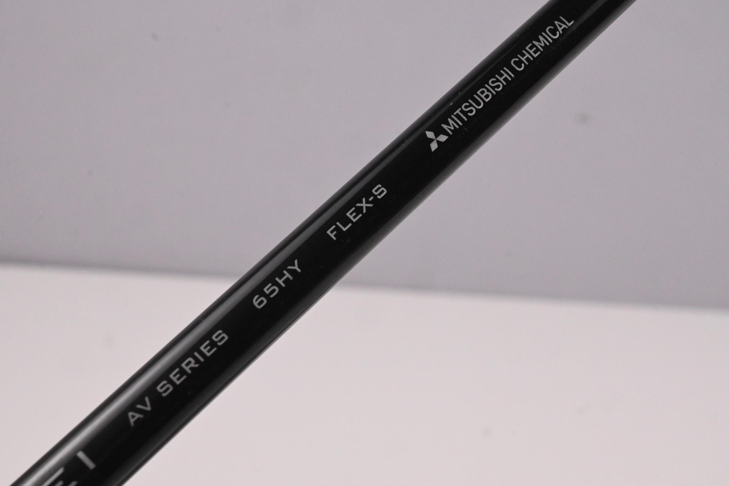 Tensei AV Raw Blue 65 #4/5 Hybrid Shaft / Stiff Flex / Titleist 2nd Gen