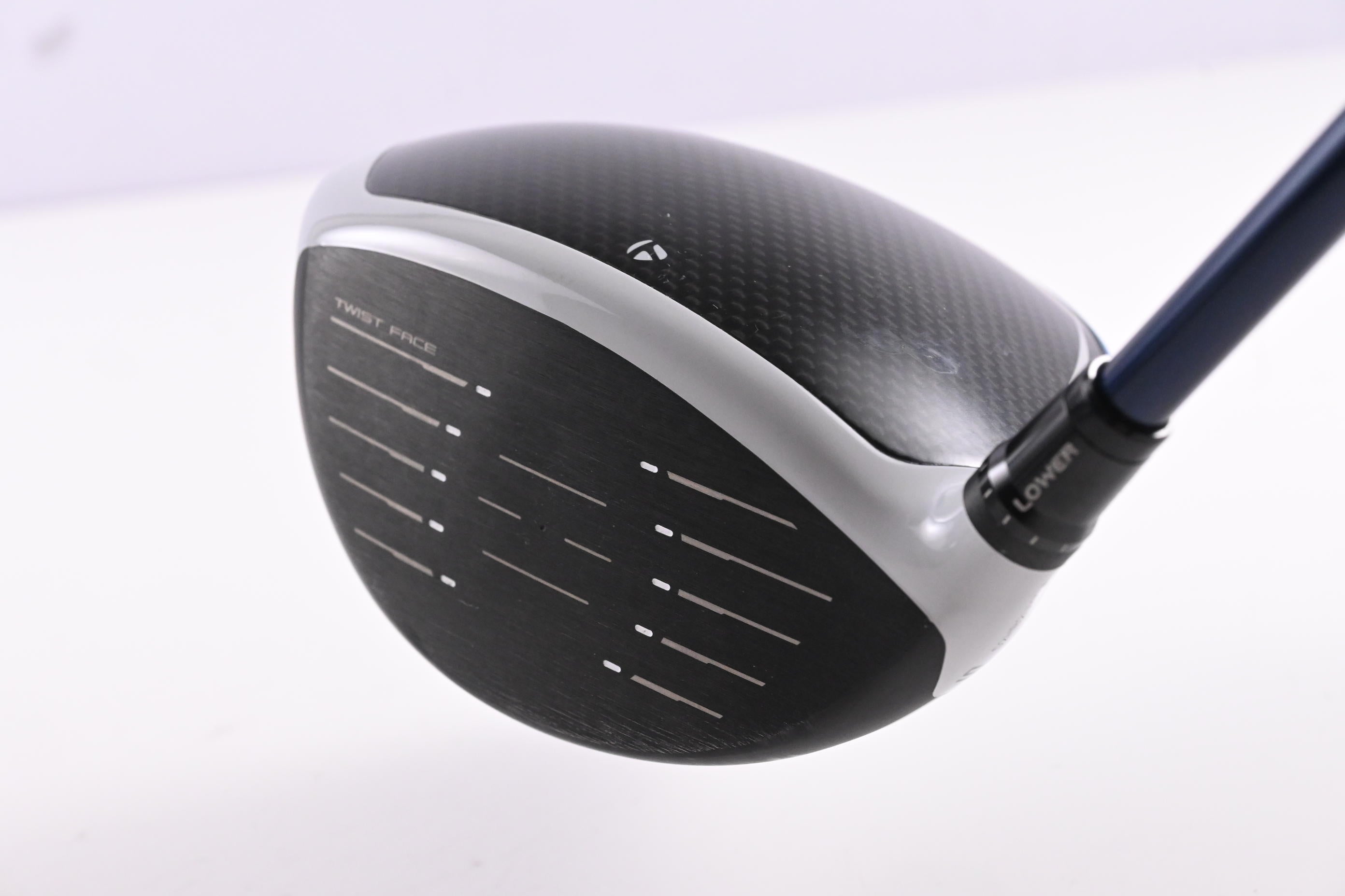 Taylormade SIM2 Max Driver / 10.5 Degree / Regular Flex Ventus Blue 5 Shaft