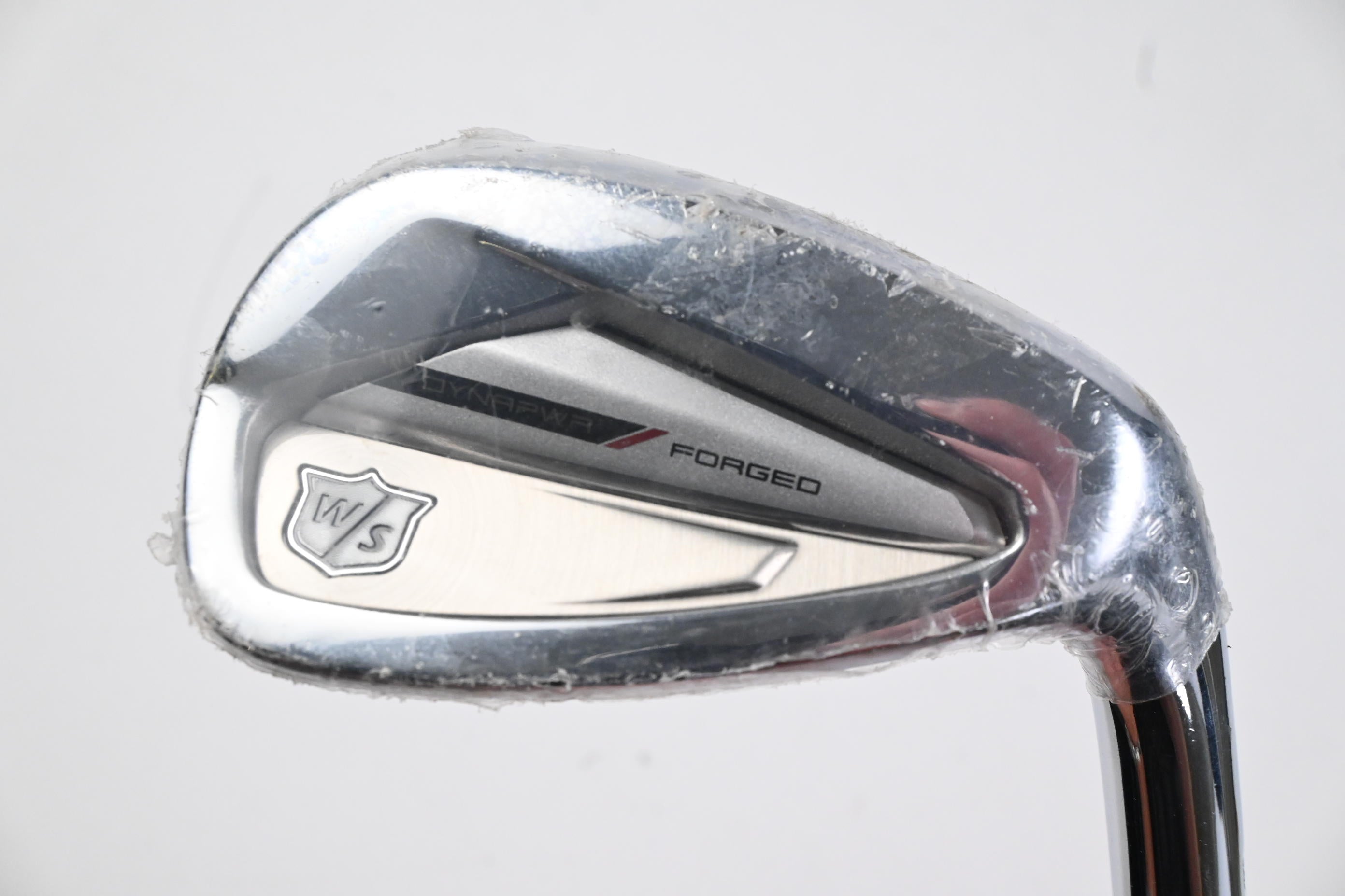 Wilson DYNAPWR 2025 Pitching Wedge / 42.5 Degree / Regular Flex KBS Tour Lite