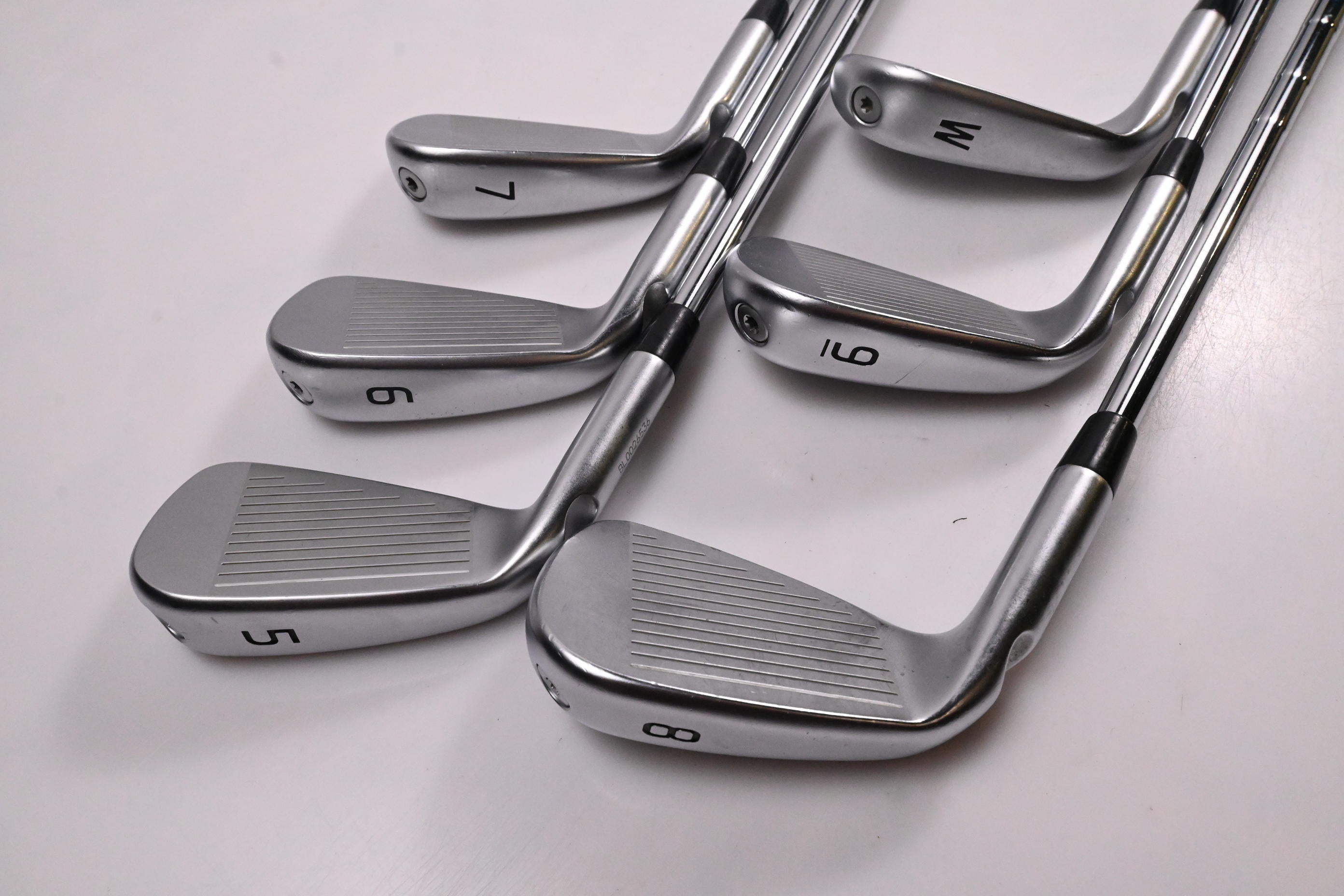 Ping I240 Irons / 5-PW / Red Dot / Regular Flex KBS Tour 110 Shafts