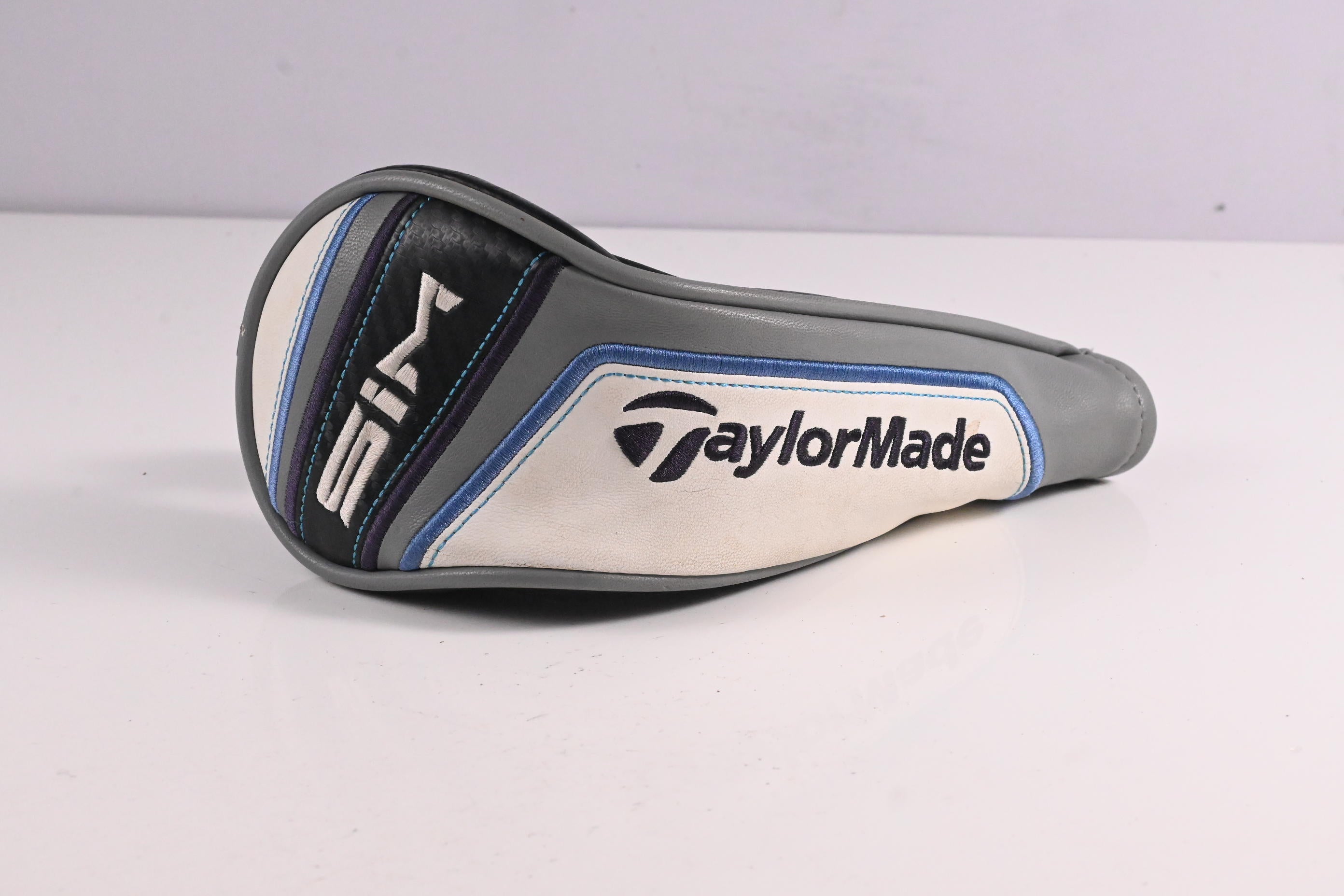 Left Hand Taylormade SIM Max #3 Hybrid / 19 Degree / Regular Flex Ventus Blue 6
