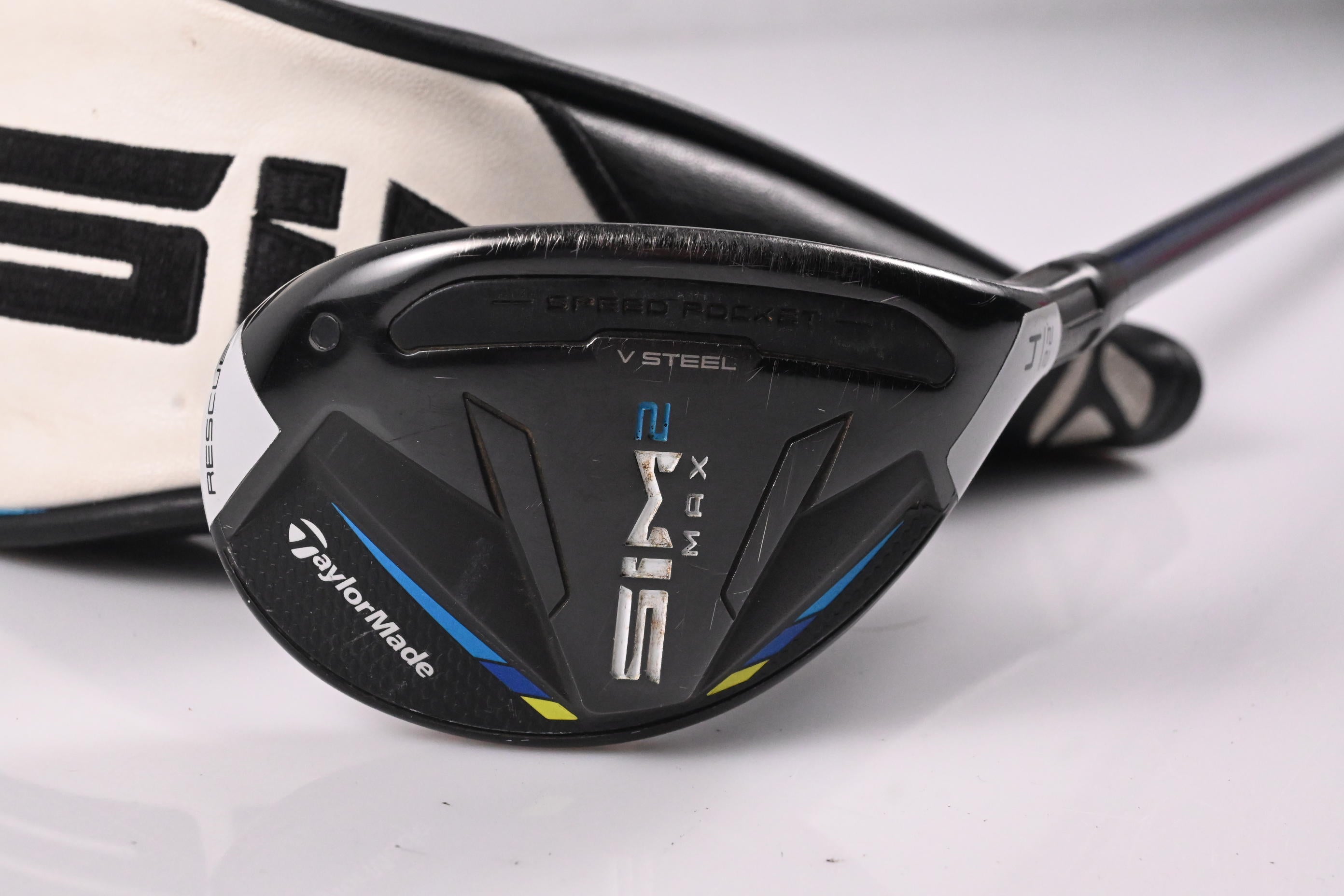 Taylormade SIM2 Max #4 Hybrid / 22 Degree / Regular Flex Ventus Blue 6 Shaft