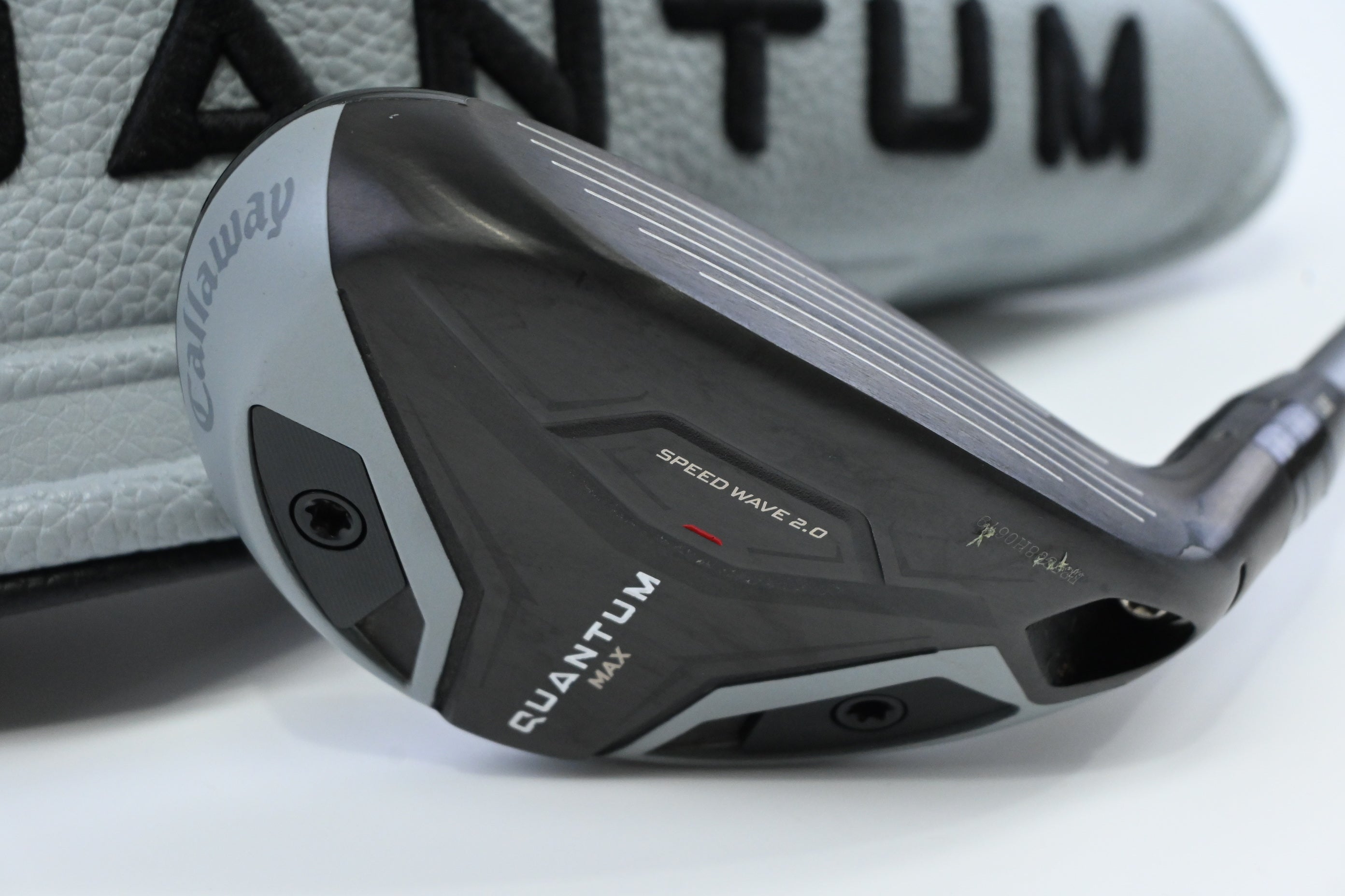 Callaway Quantum Max #3 Hybrid / 19 Degree / Stiff Flex Denali Frost Silver 70