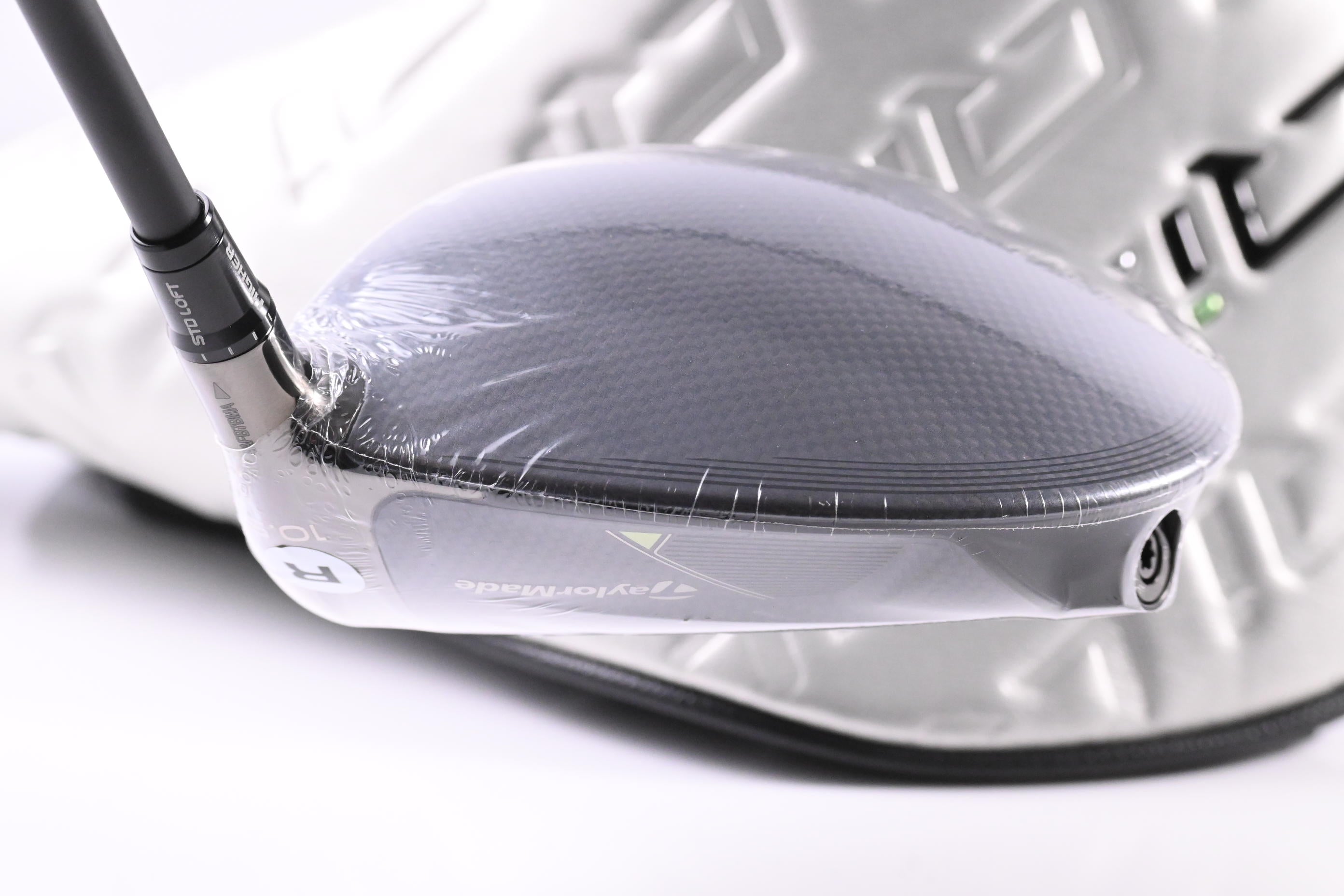 Taylormade Qi35 Driver / 10.5 Degree / Regular Flex Ventus Blue 5 Shaft
