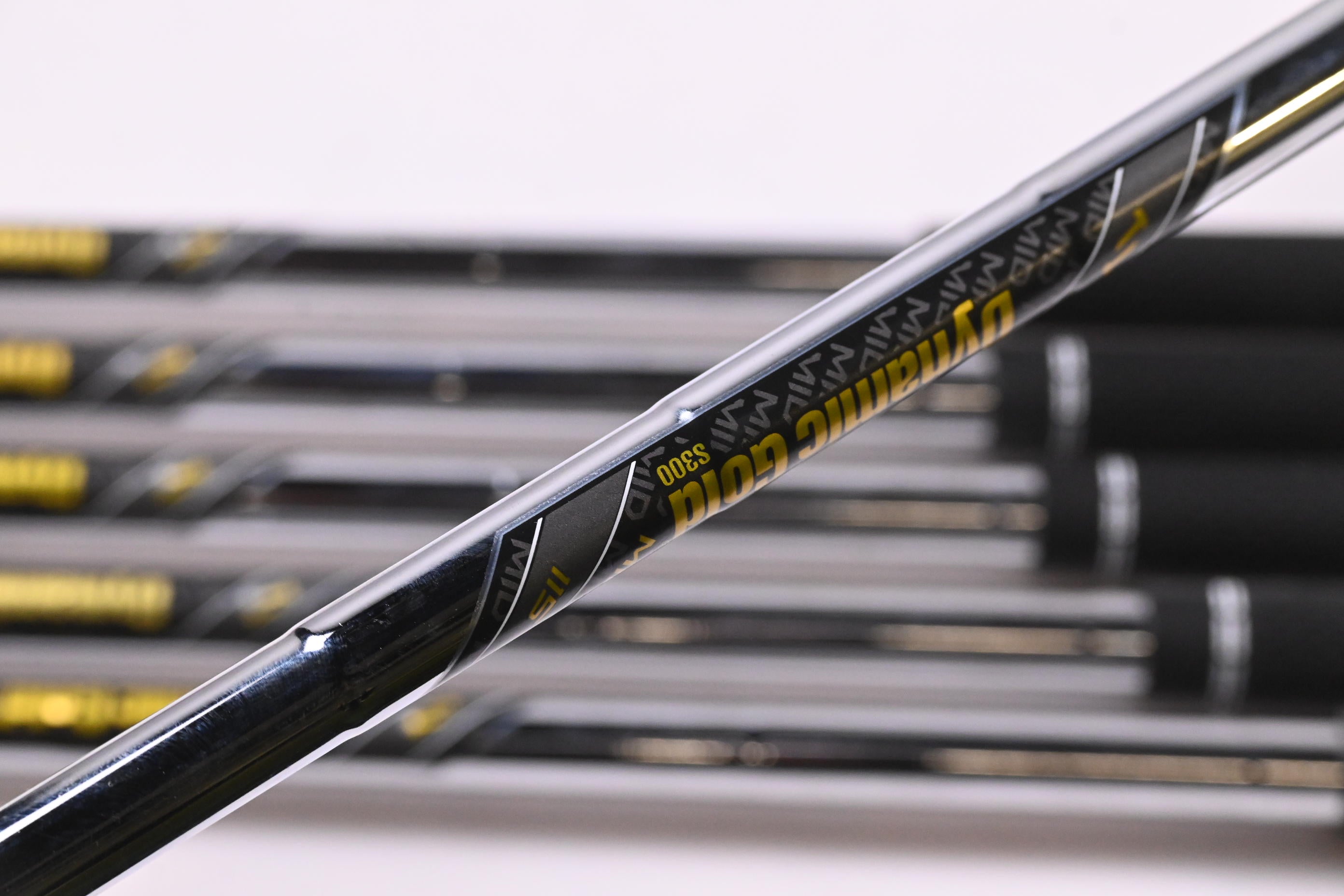 Srixon ZXI5 Irons / 5-PW / Stiff Flex Dynamic Gold Mid 115 S300 Shafts