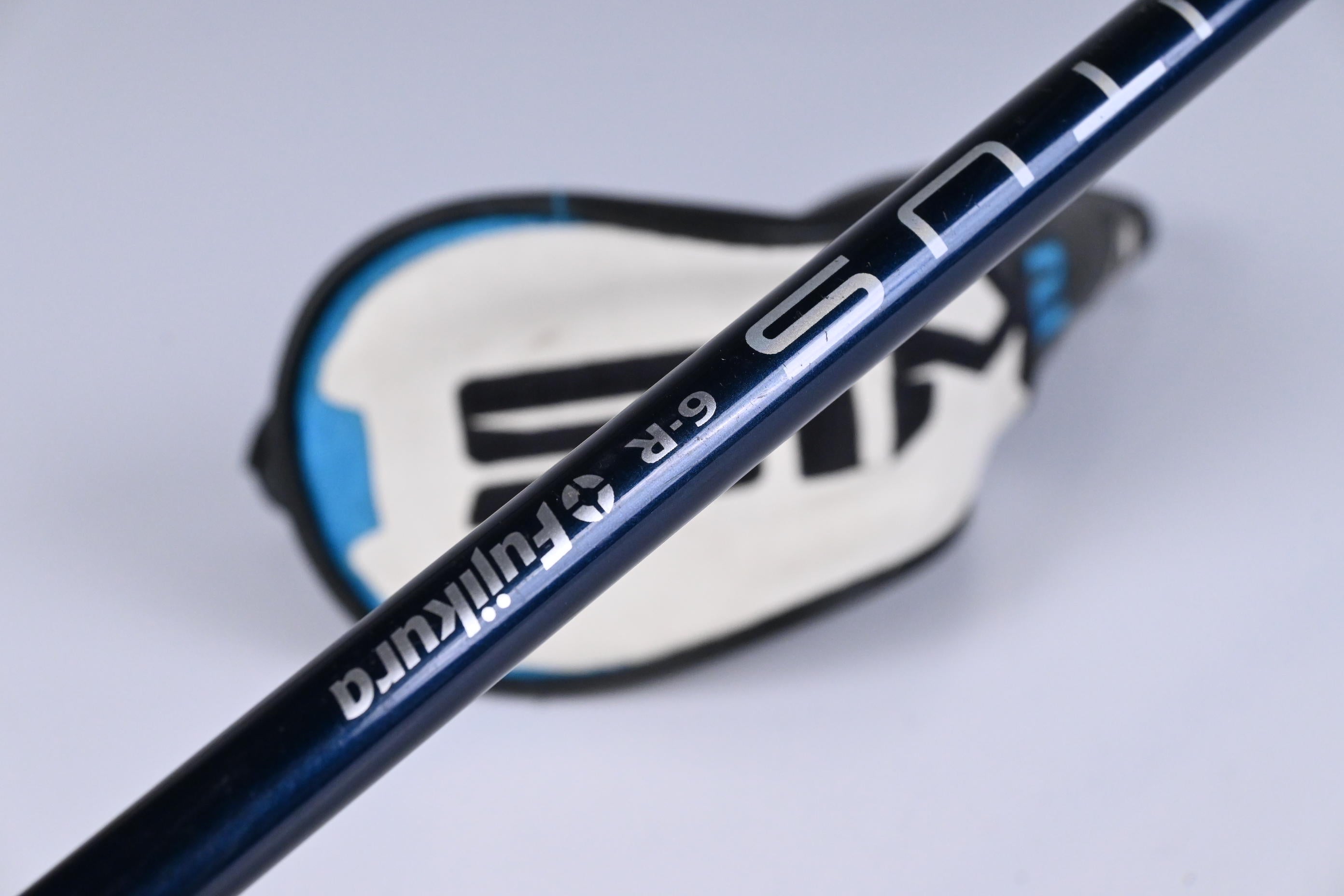 Taylormade SIM2 Max #3 Hybrid / 19 Degree / Regular Flex Fujikura Ventus Blue 6