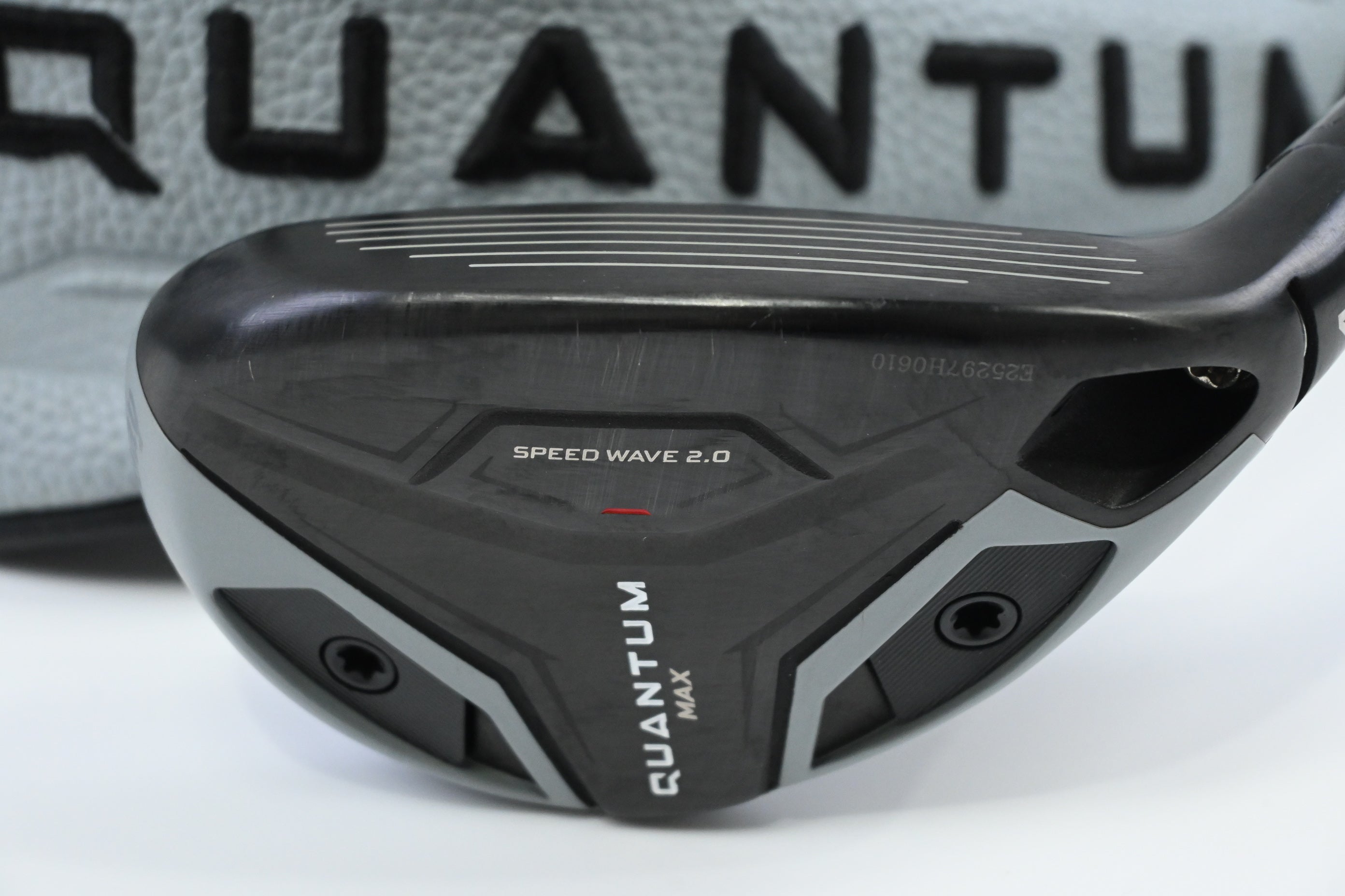 Callaway Quantum Max #4 Hybrid / 21 Degree / Stiff Flex Denali Frost Silver 70