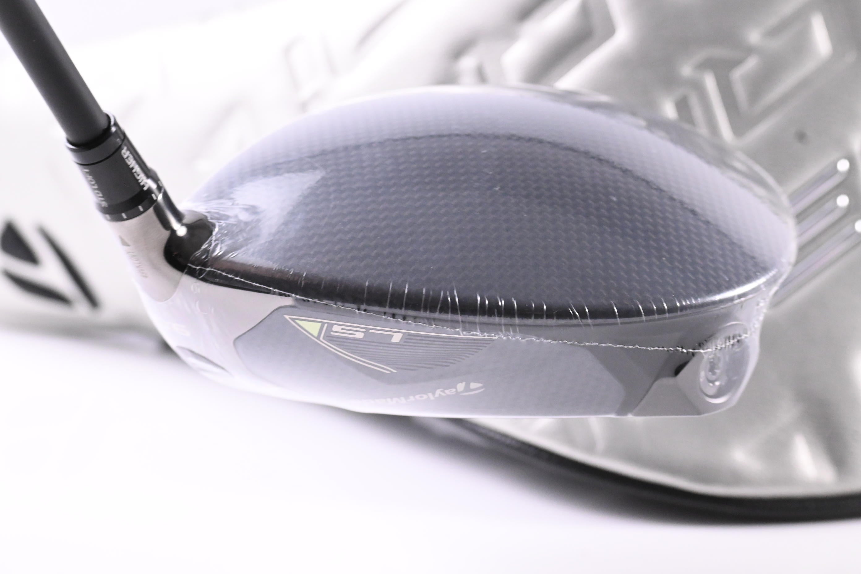 Taylormade Qi35 LS Driver / 9 Degree / Stiff Flex Kai'li White Dark Waves 60