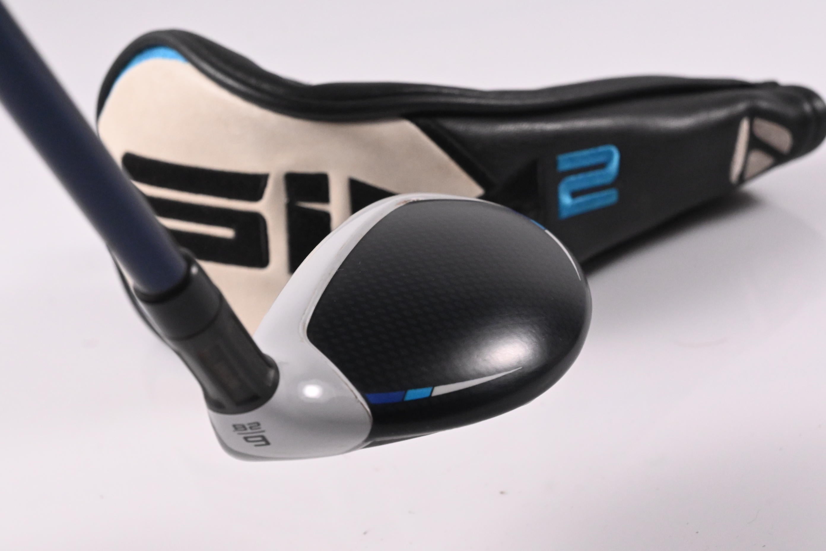 Taylormade SIM2 Max #6 Hybrid / 28 Degree / Regular Flex Ventus Blue 6 Shaft