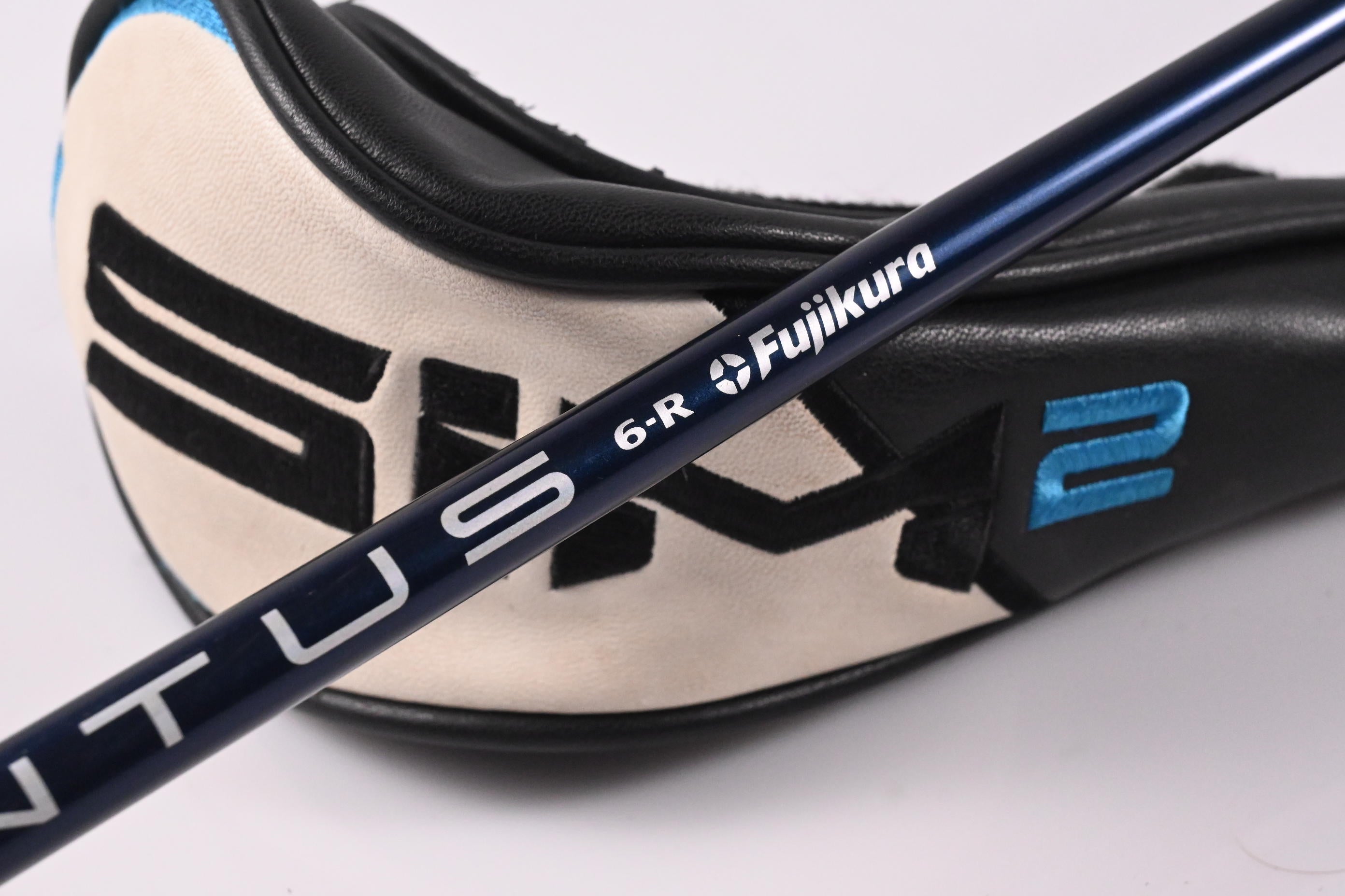 Taylormade SIM2 Max #6 Hybrid / 28 Degree / Regular Flex Ventus Blue 6 Shaft