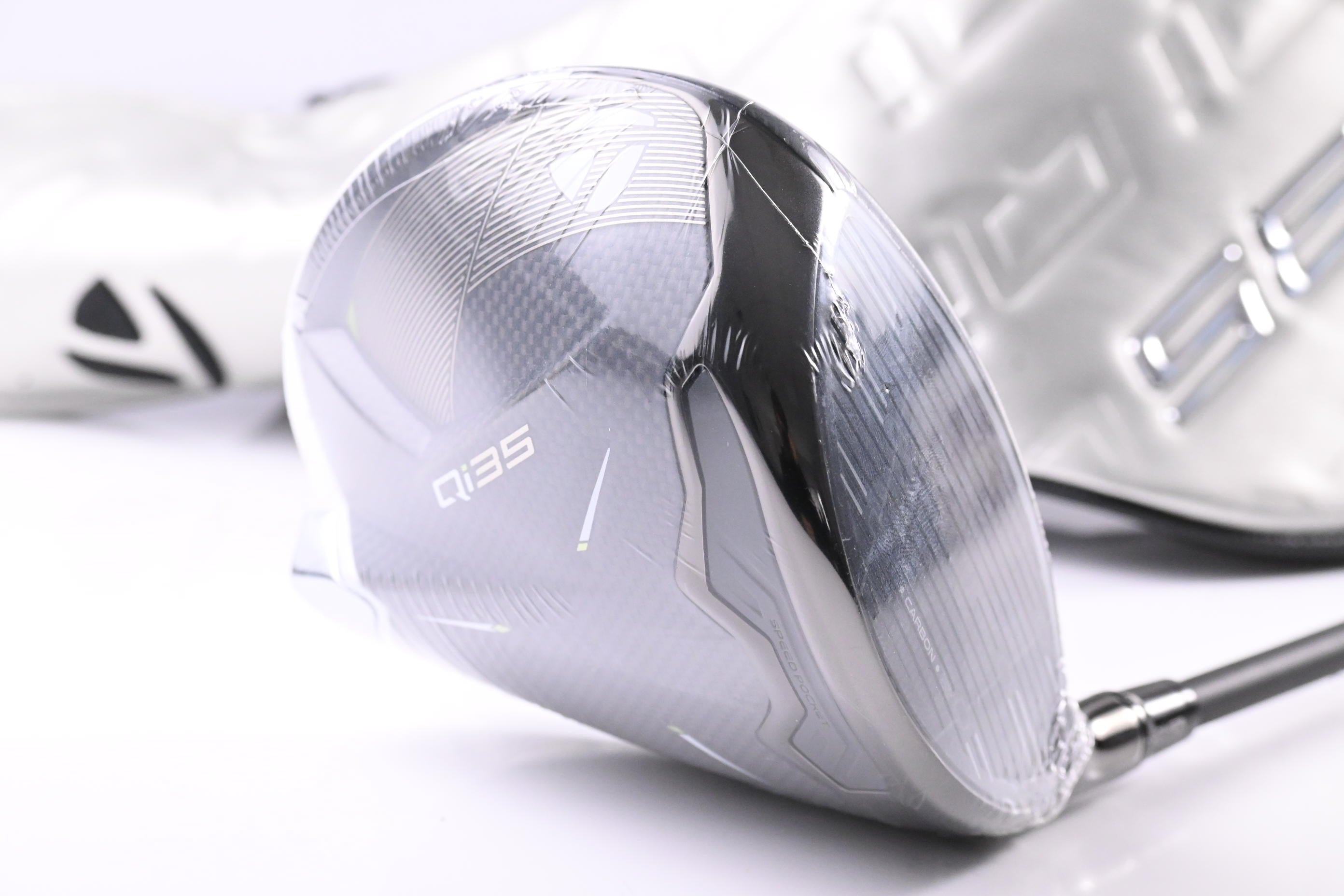 Taylormade Qi35 Max Lite Driver / 12 Degree / Senior Flex Vanquish 4 Shaft