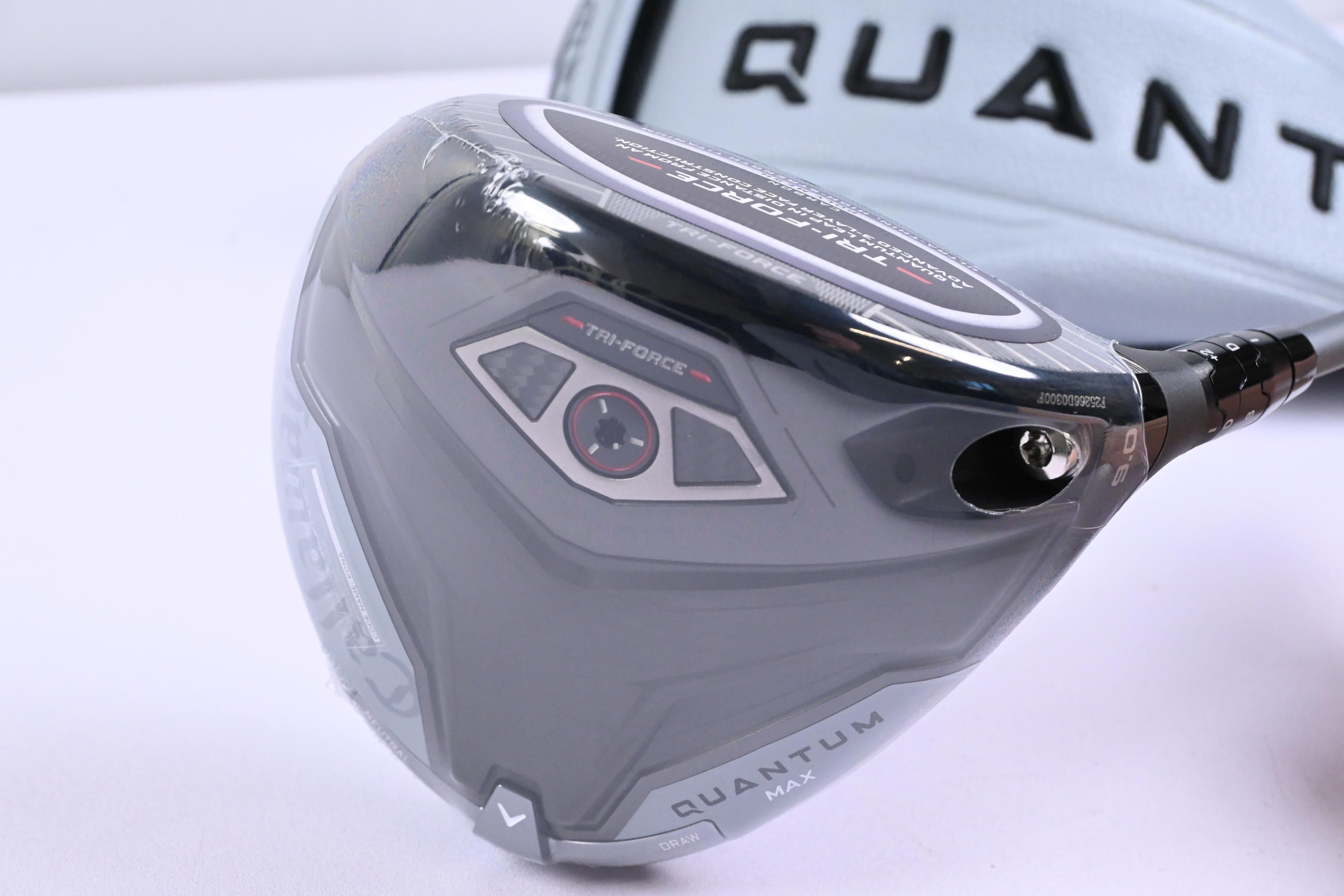 Callaway Quantum Max Driver / 9 Degree / Regular Flex Denali Frost Silver 50