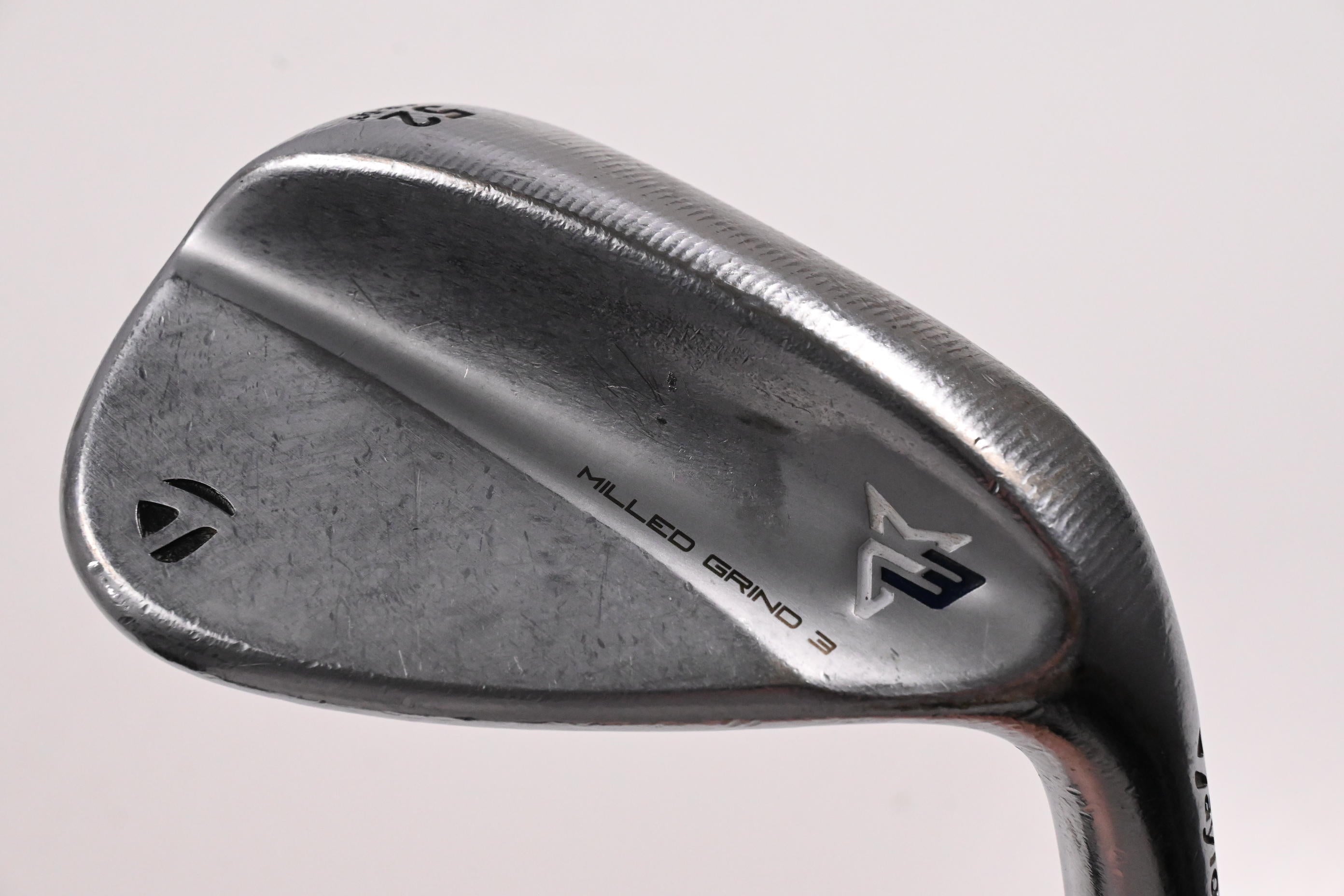 Taylormade Milled Grind 3 Gap Wedge / 52 Degree / Stiff Flex Dynamic Gold S200
