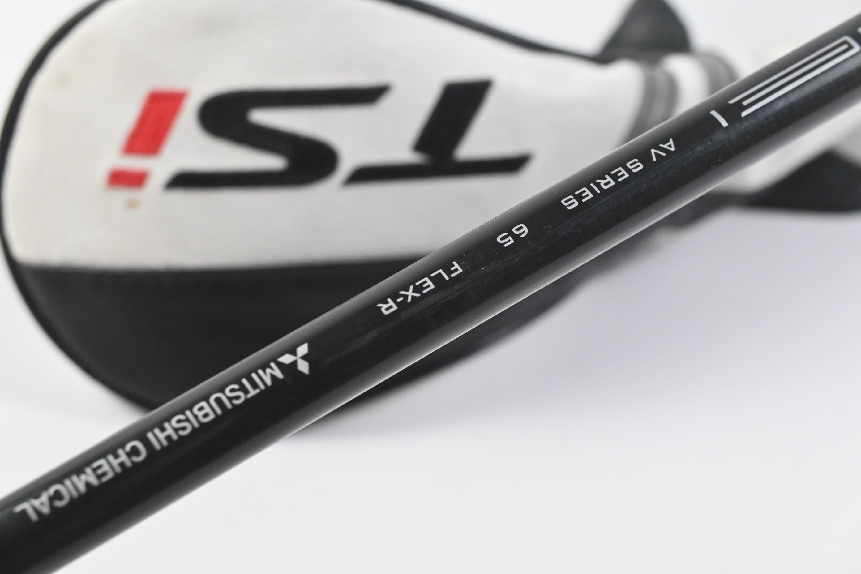 Titleist TSi2 #3 Wood / 16.5 Degree / Regular Flex Tensei AV Blue 65 Shaft