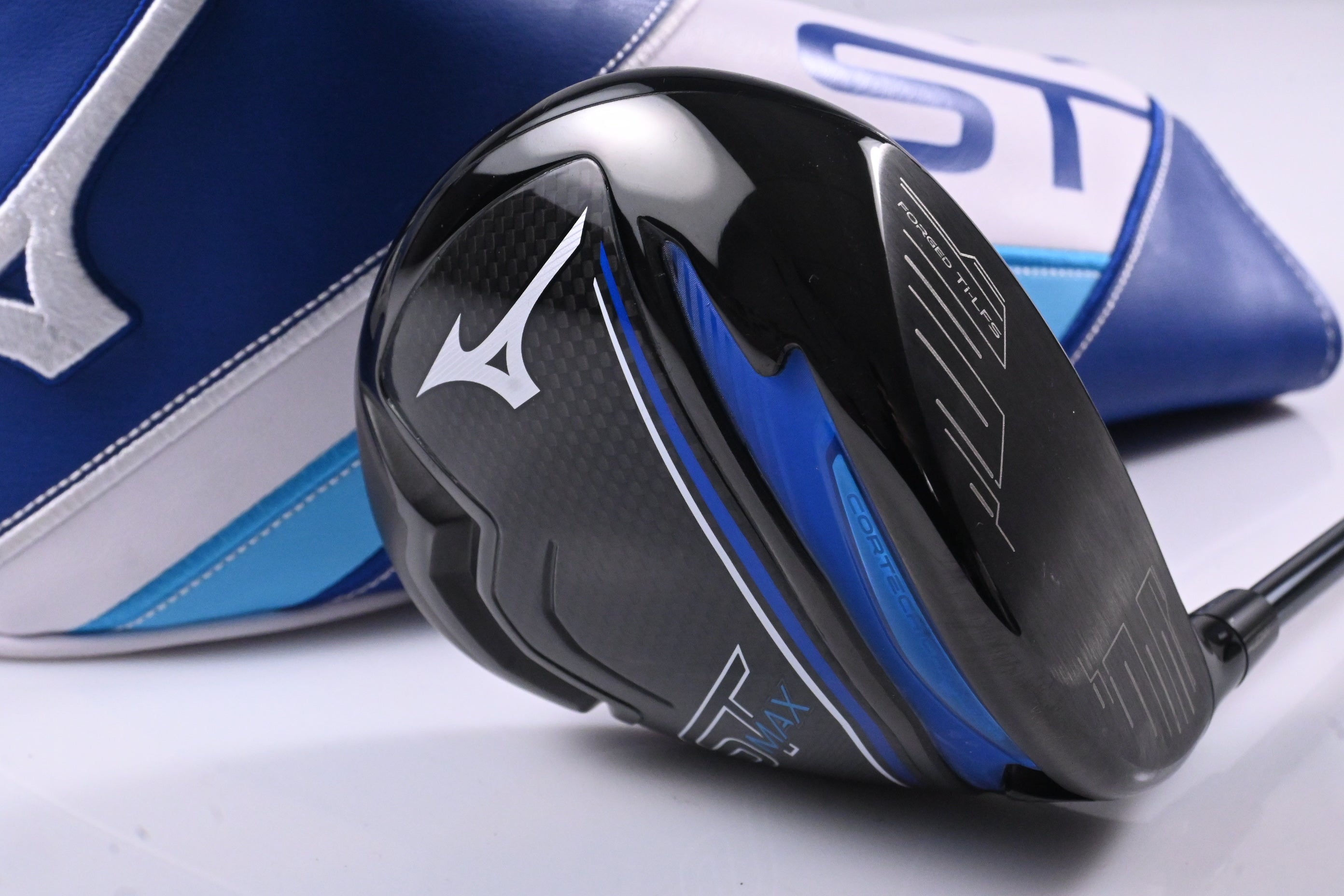 Mizuno ST-Max 230 Driver / 10.5 Degree / Regular Flex UST LinQ Red 5 M40X Shaft