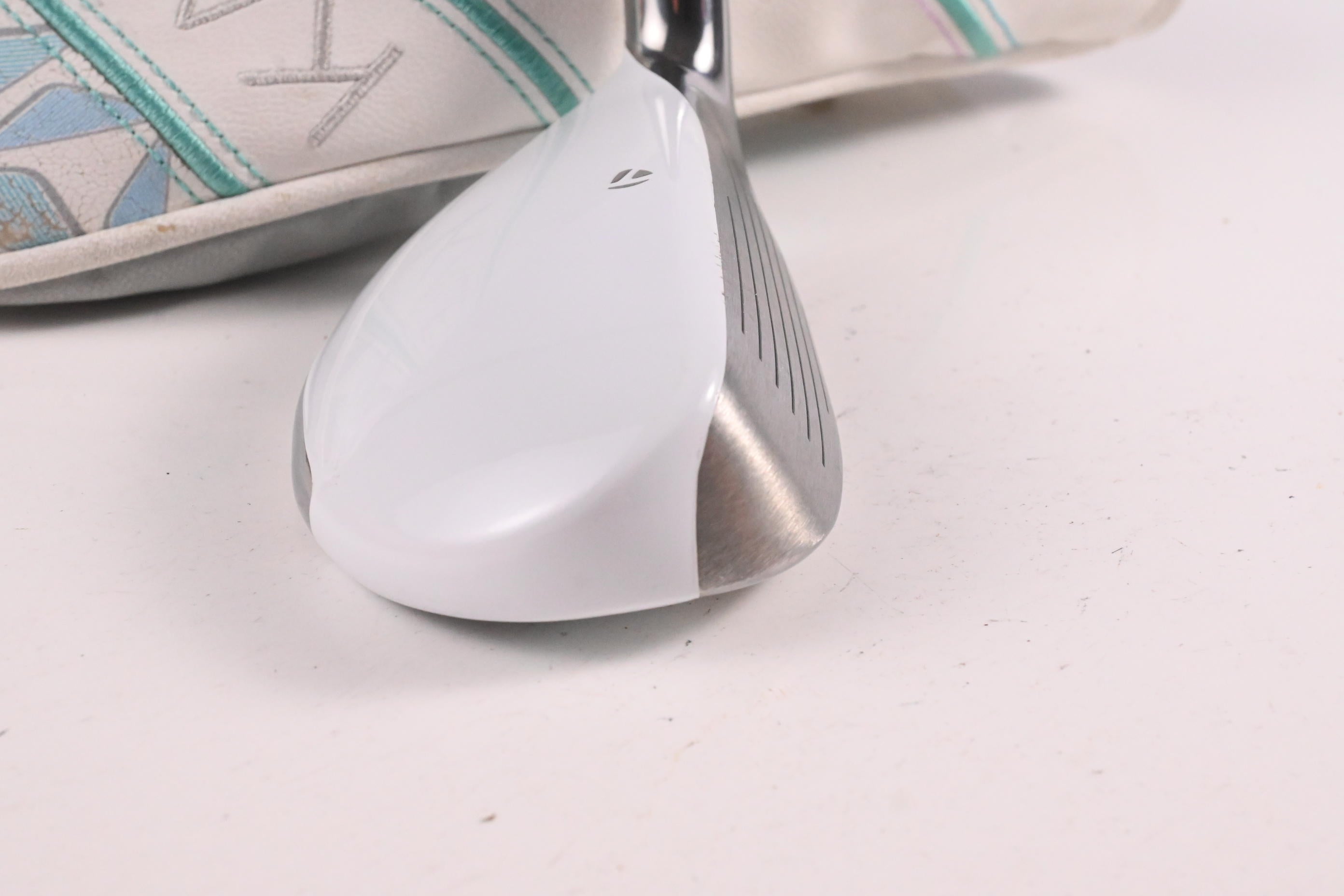 Taylormade Kalea 3 #5 Hybrid / 26 Degree / Ladies Flex Taylormade Ultralite 45