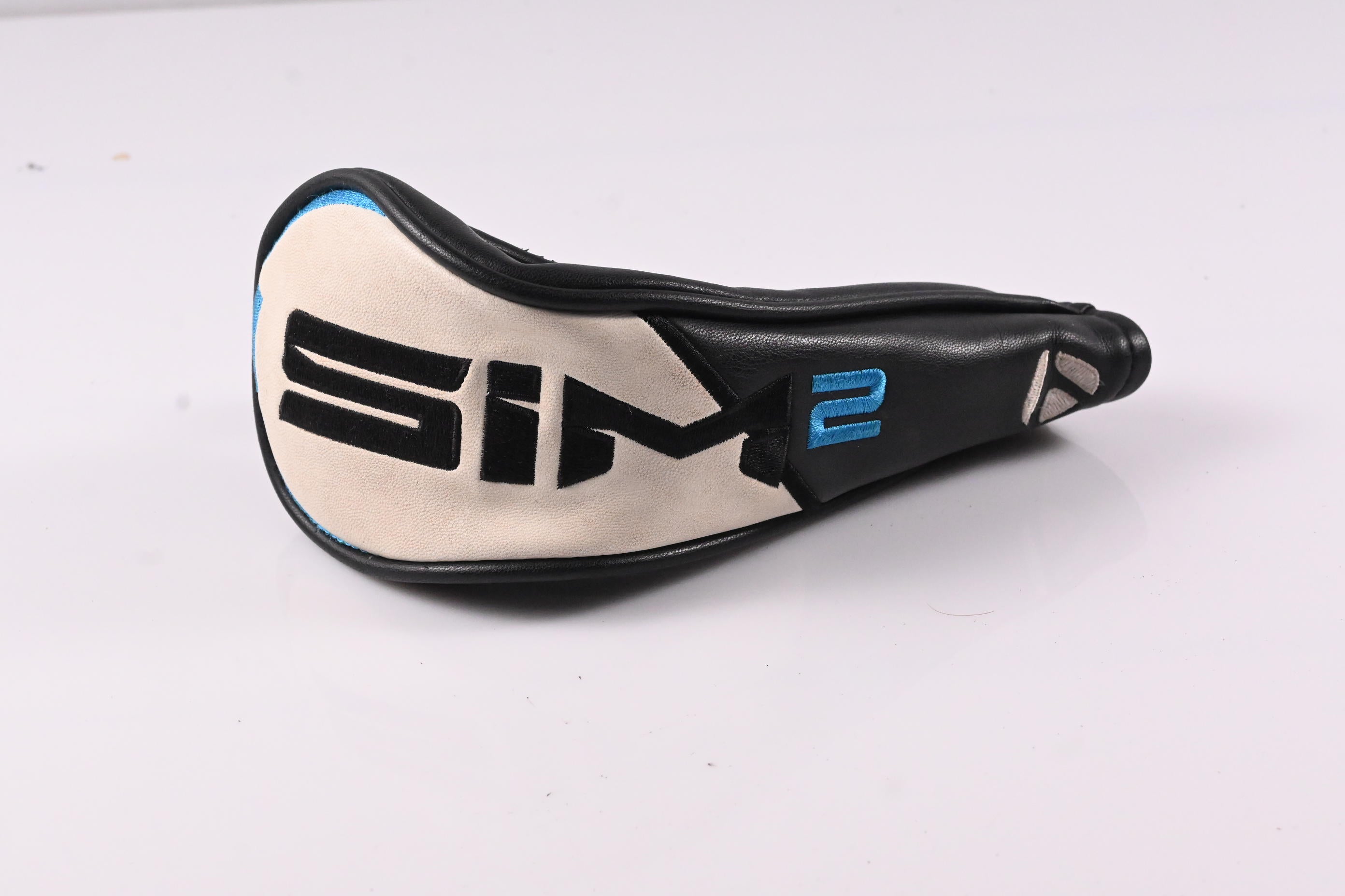 Taylormade SIM2 Max #6 Hybrid / 28 Degree / Regular Flex Ventus Blue 6 Shaft