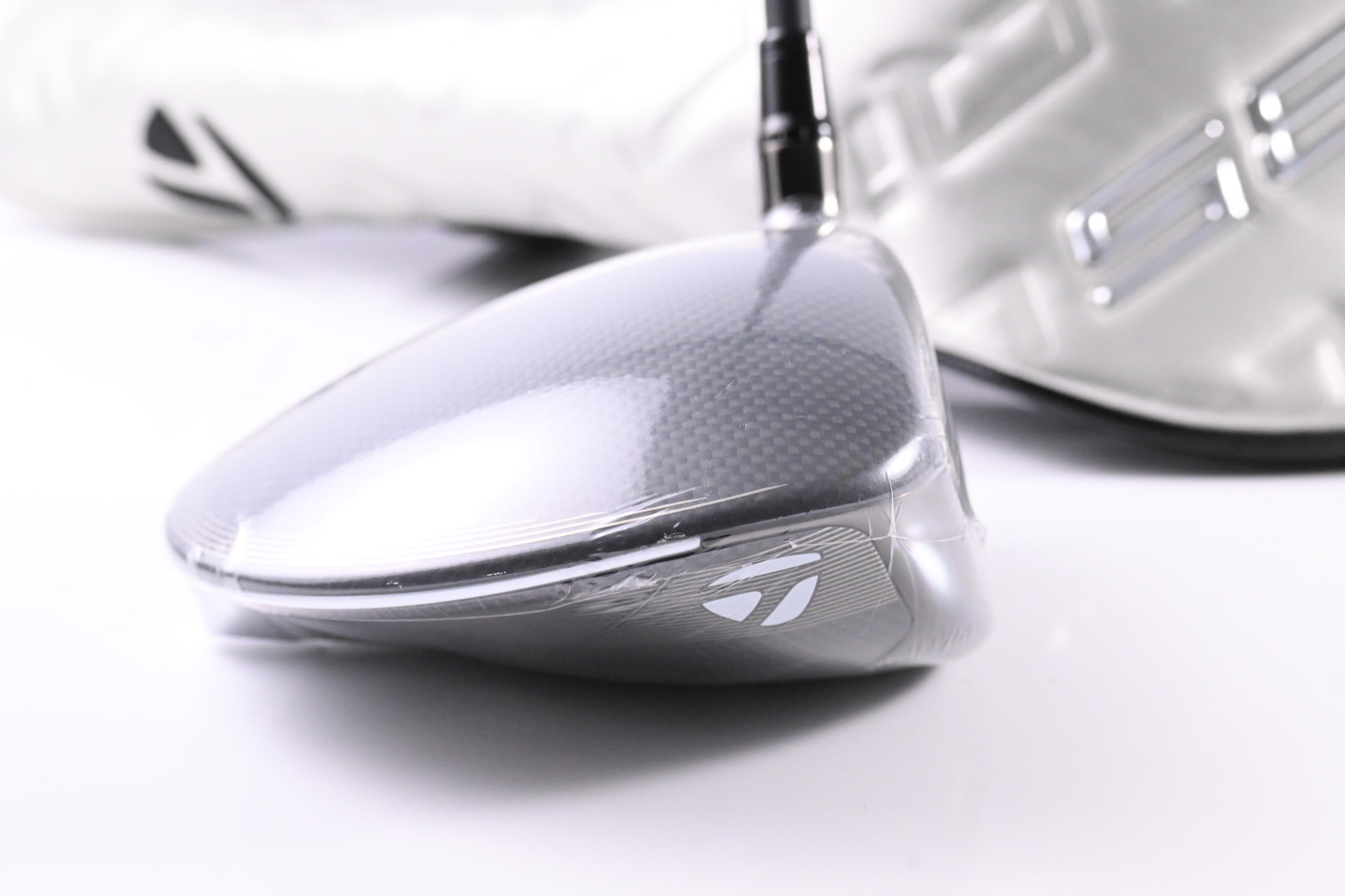 Taylormade Qi35 Max Lite Driver / 12 Degree / Senior Flex Vanquish 4 Shaft