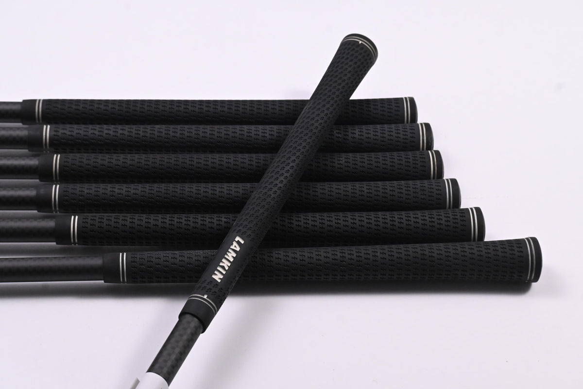 Cobra T-Rail 2023 Irons / 5H+6-PW+SW / Regular Flex Cobra UltraLite 50 Shafts